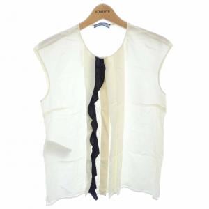 プラダ PRADA トップス