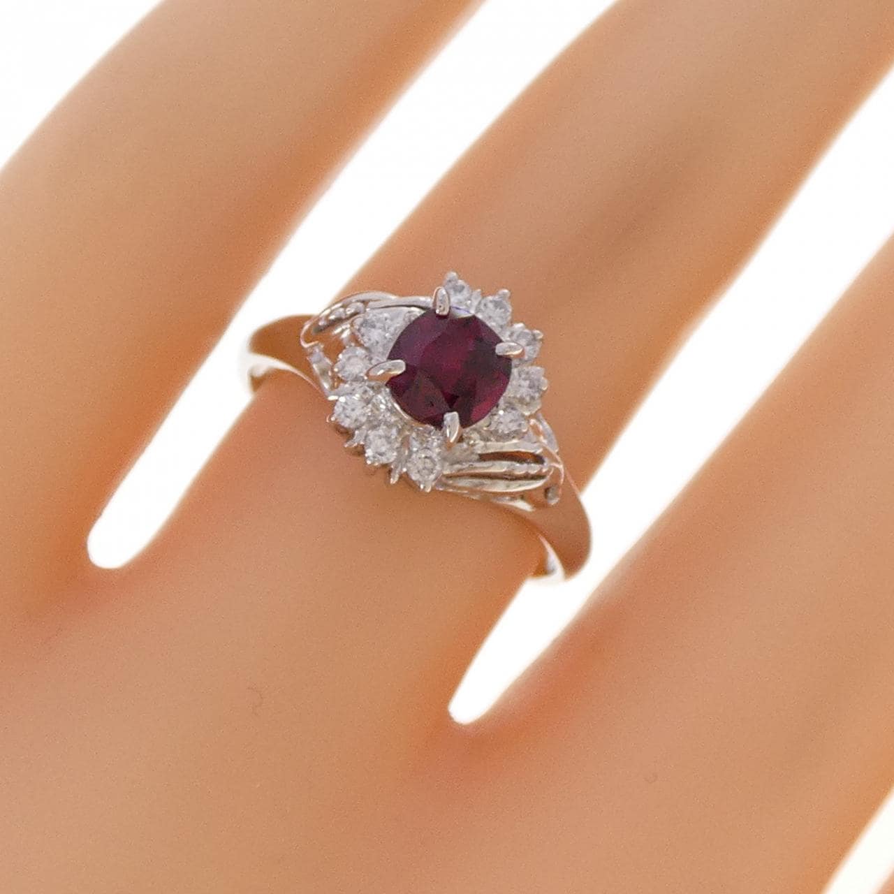 PT900 ルビー リング 0.57CT
