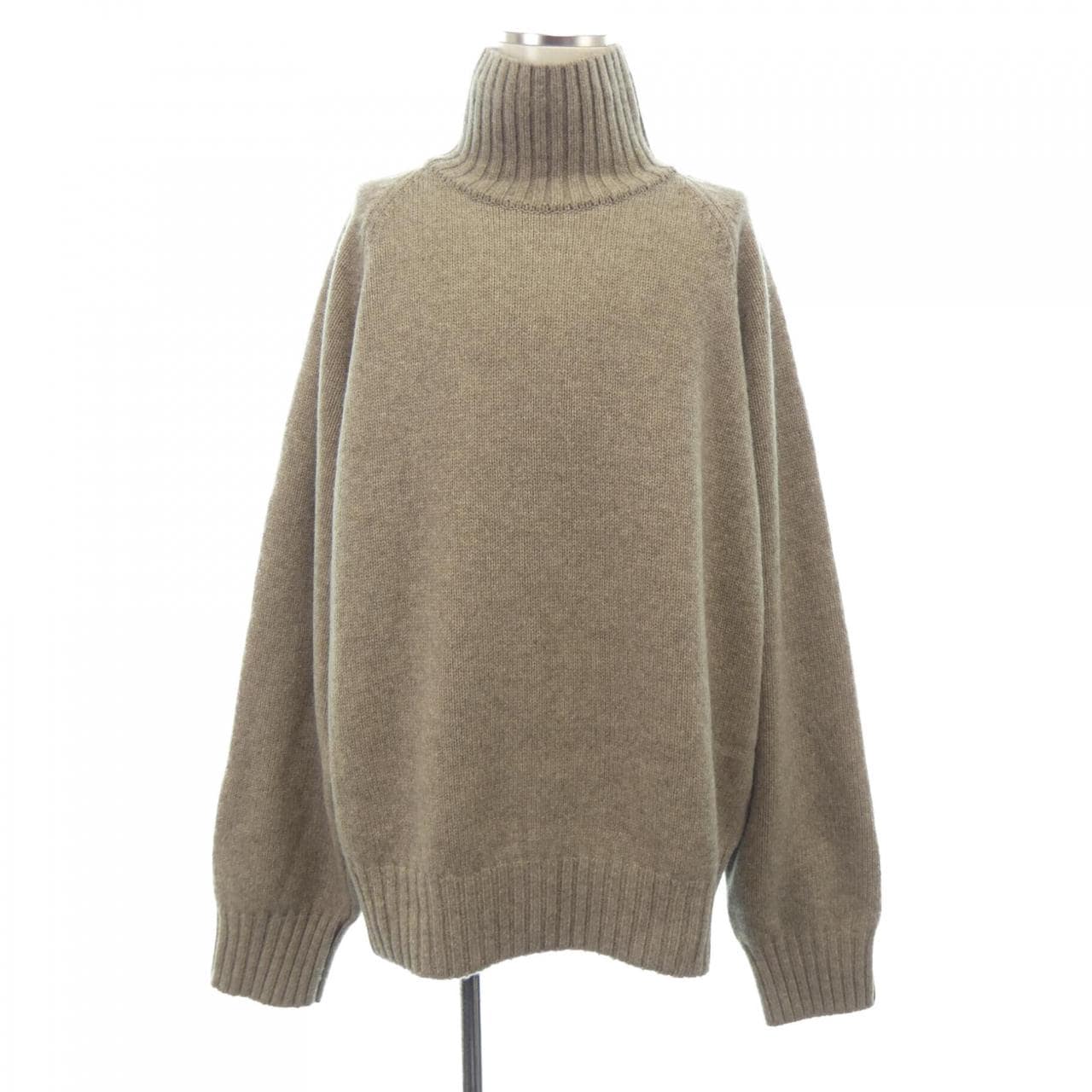 Stein knitwear