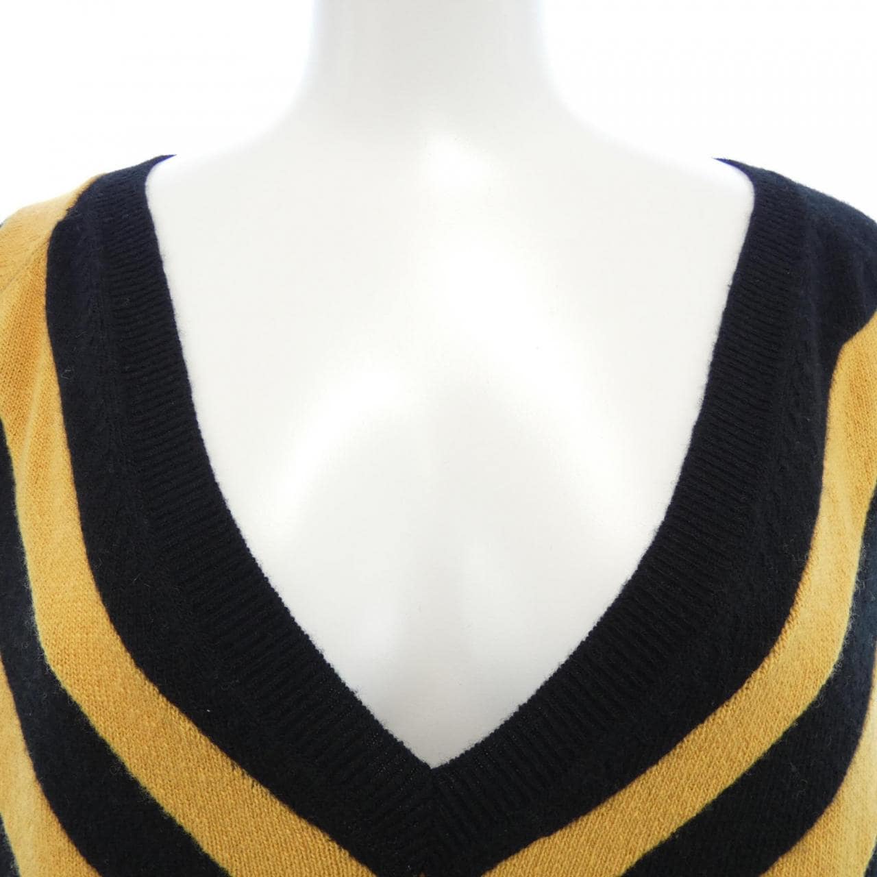 プラダ PRADA ニット