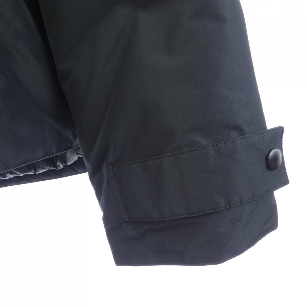 プラダ PRADA SGC689 SOOO 1X02 ダウンジャケット
