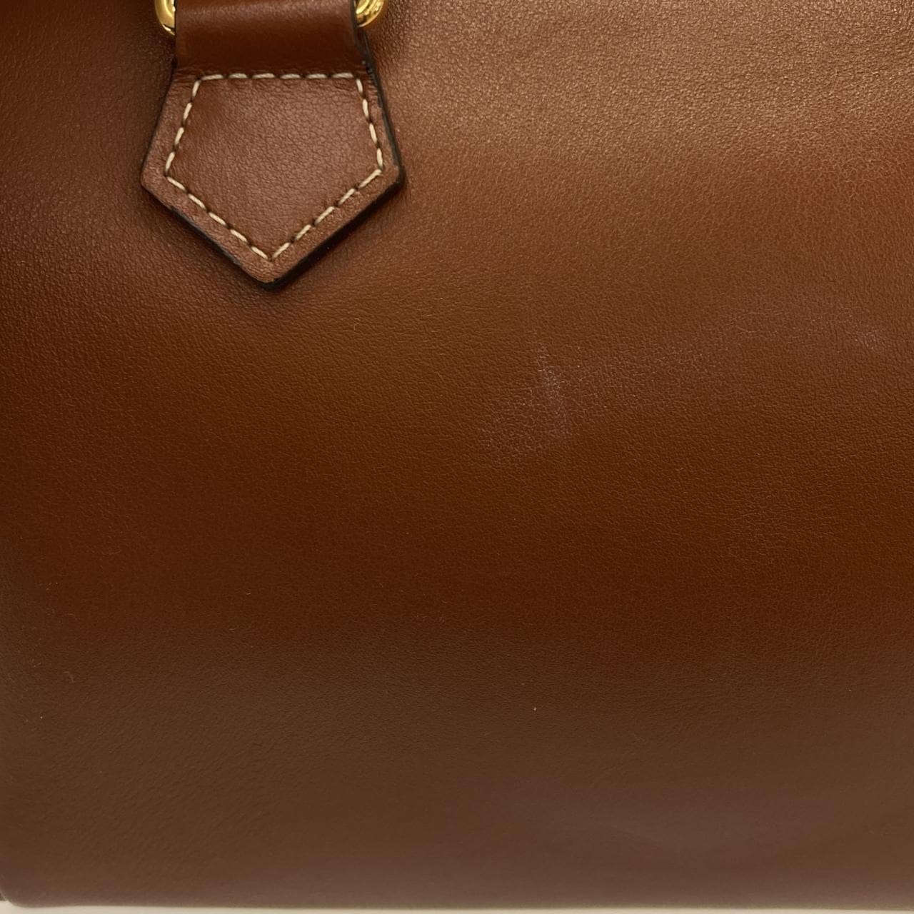 セリーヌ スモール ボストン キュイル トリオンフ 113773DU3 ボストンバッグ