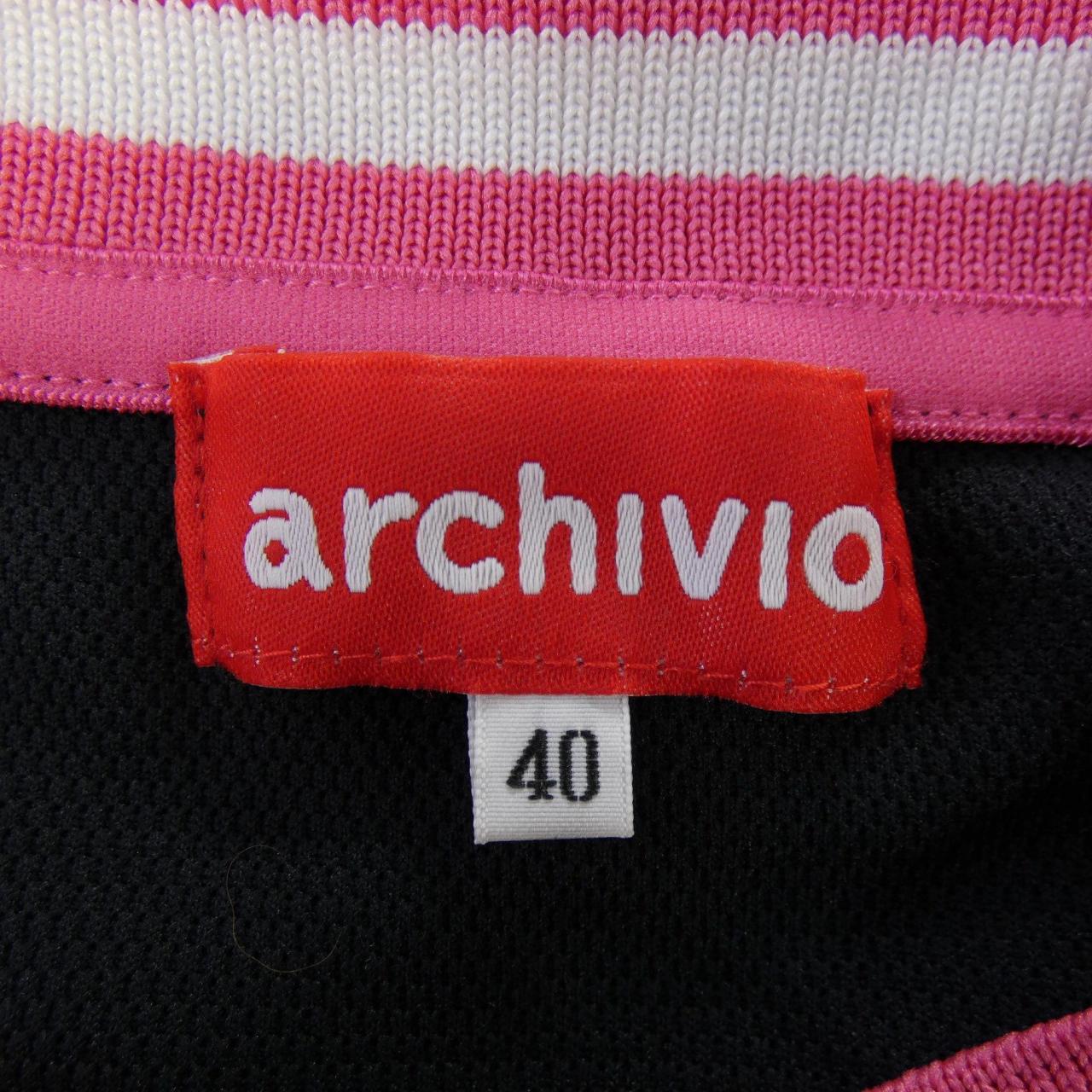 アルチビオ ARCHIVIO Tシャツ