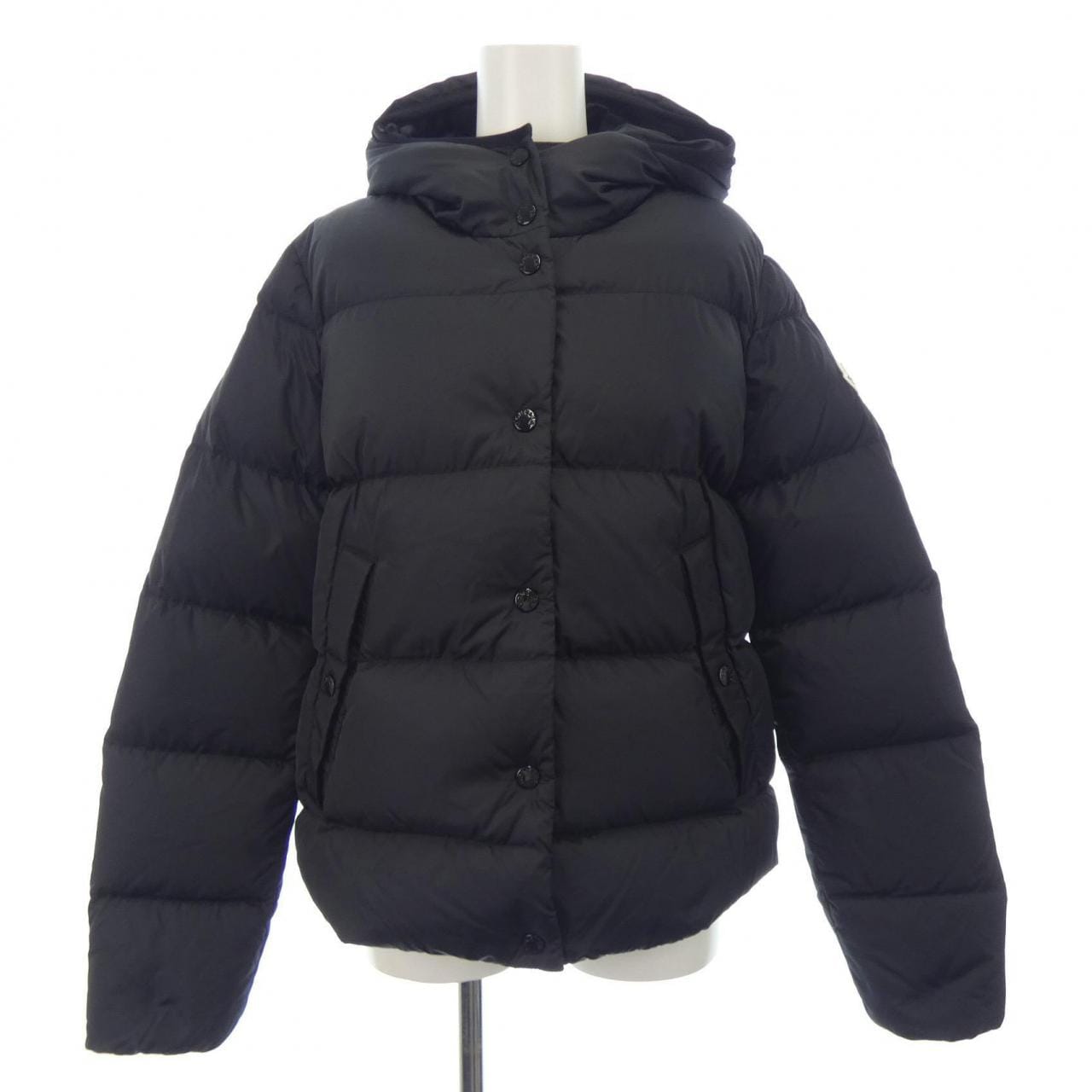 モンクレール MONCLER ダウンジャケット