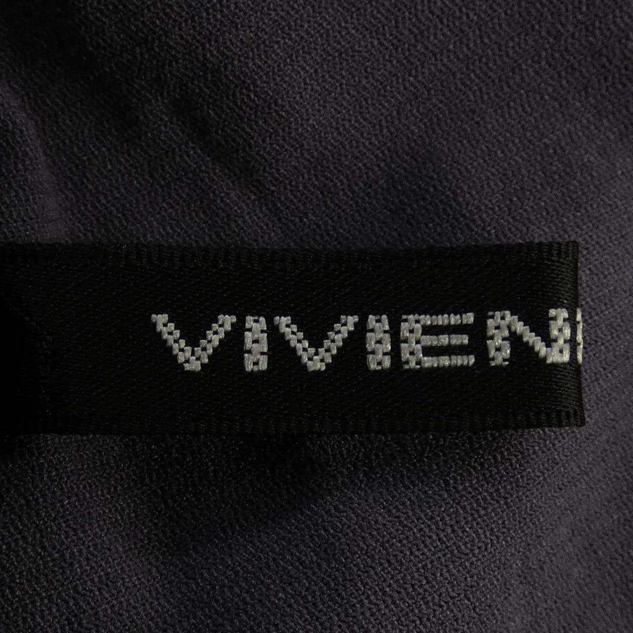 ヴィヴィアンタム VIVIENNE TAM トップス