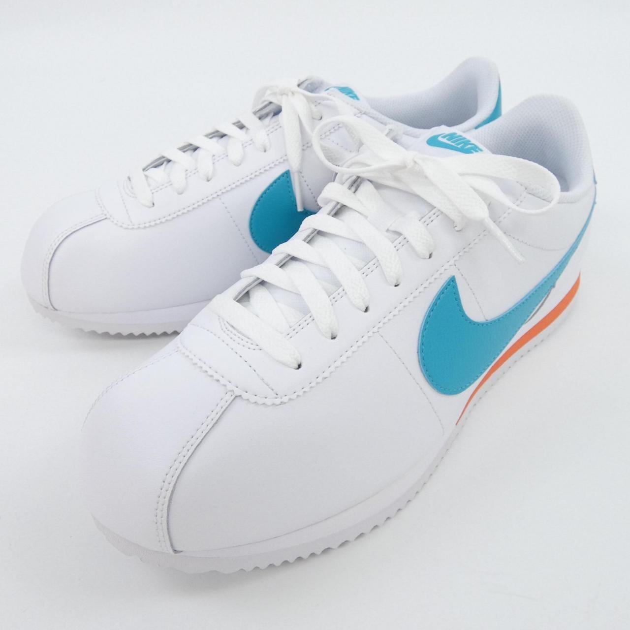 ナイキ NIKE スニーカー