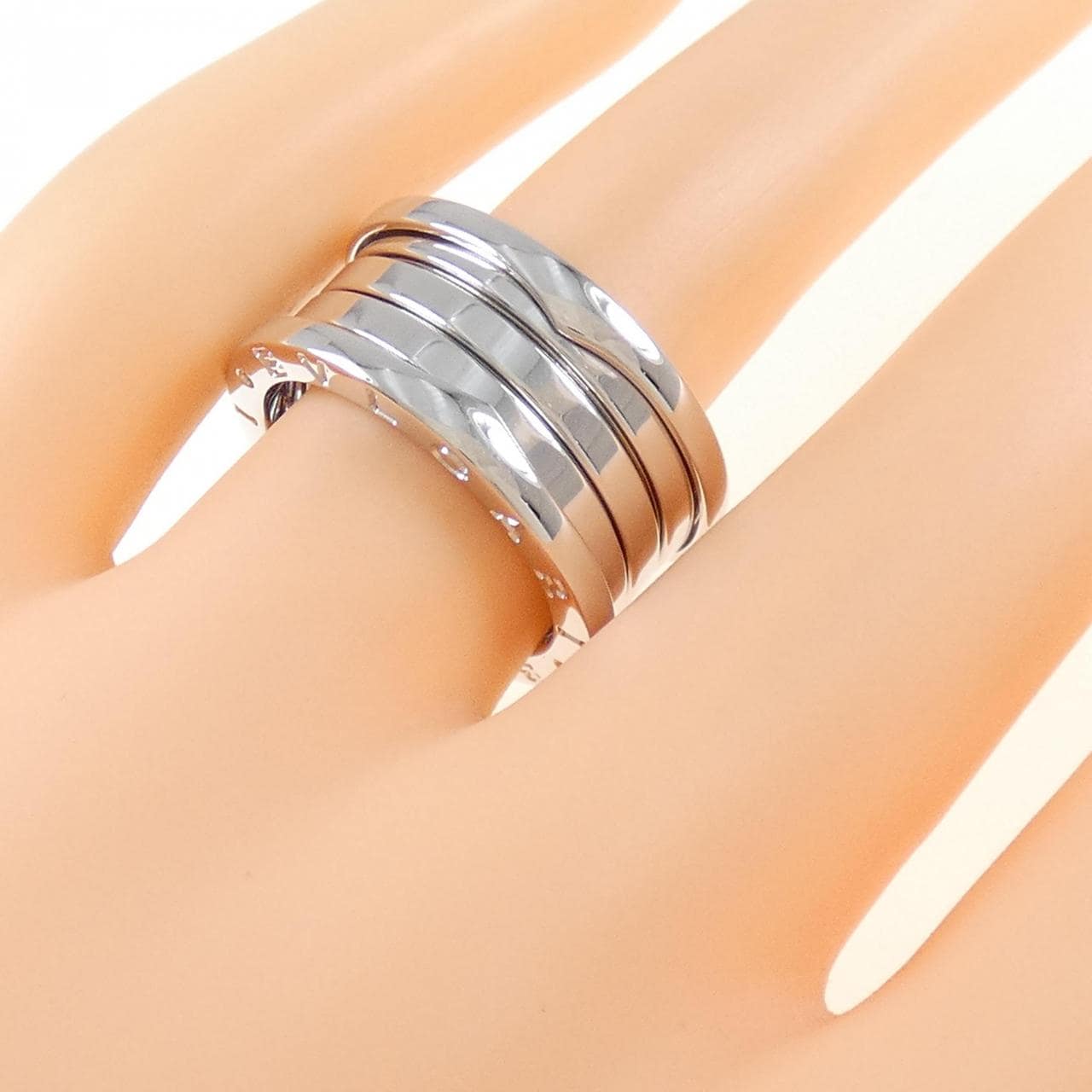 BVLGARI B.zero1 4 环戒指