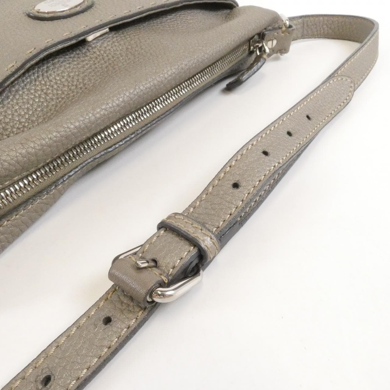 フェンディ 8BT200 NDU バッグ