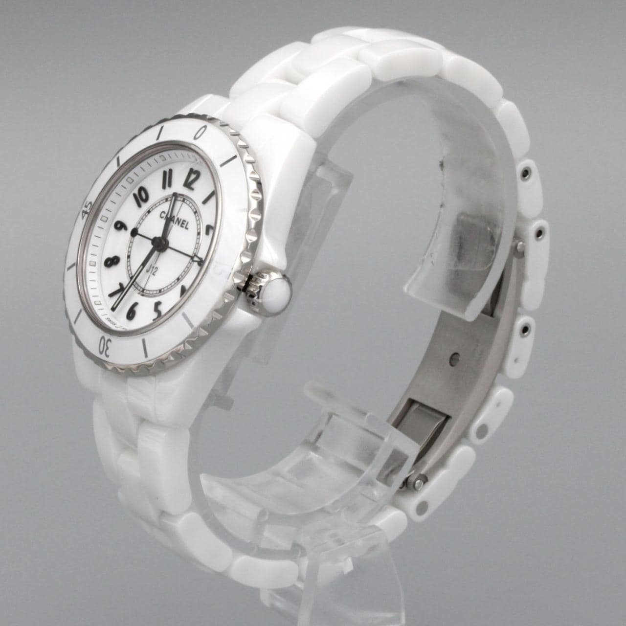 シャネル J12 33mmセラミック H5698 セラミック クォーツ