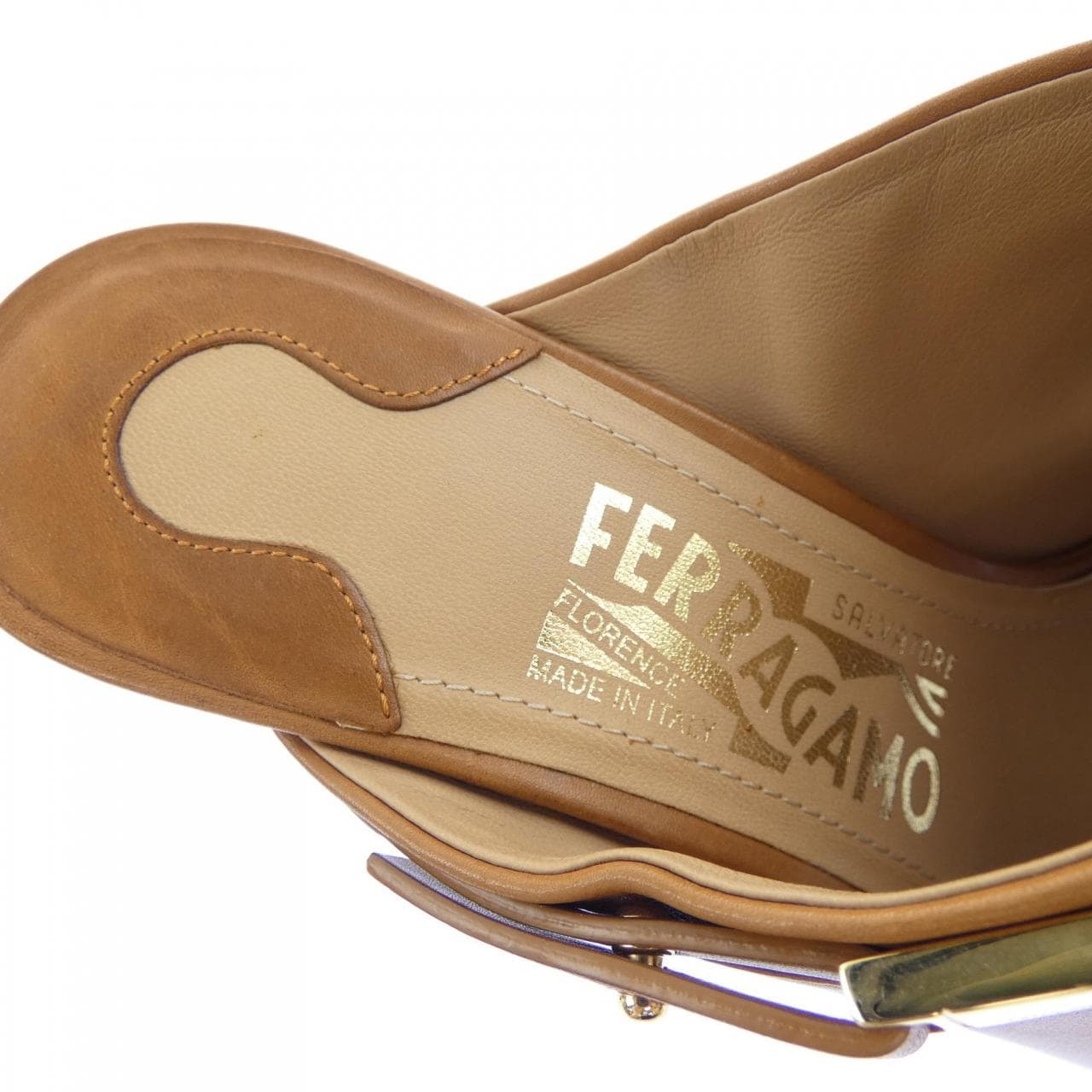 サルヴァトーレフェラガモ SALVATORE FERRAGAMO サンダル