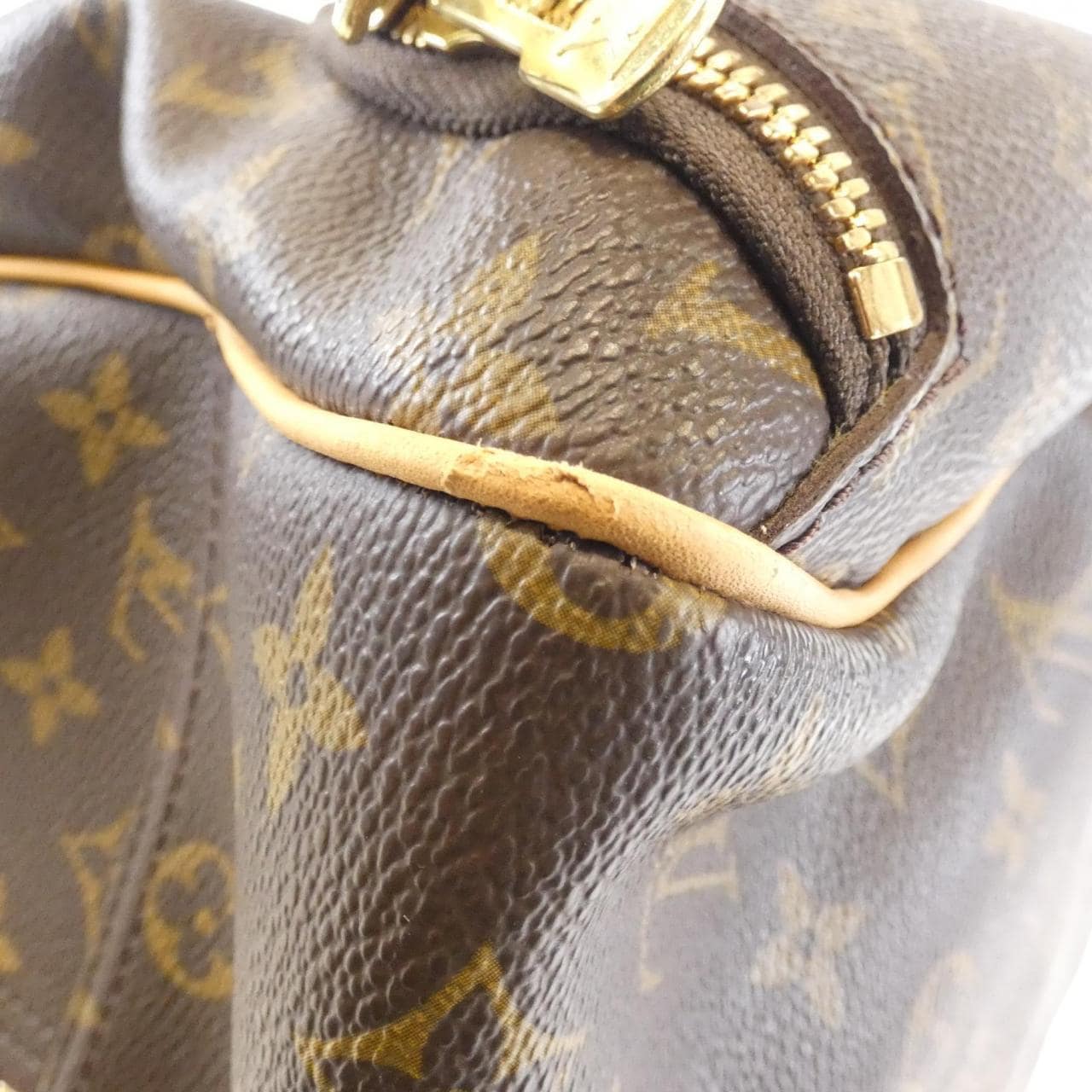 LOUIS VUITTON Monogram Evasion M41443 Bag