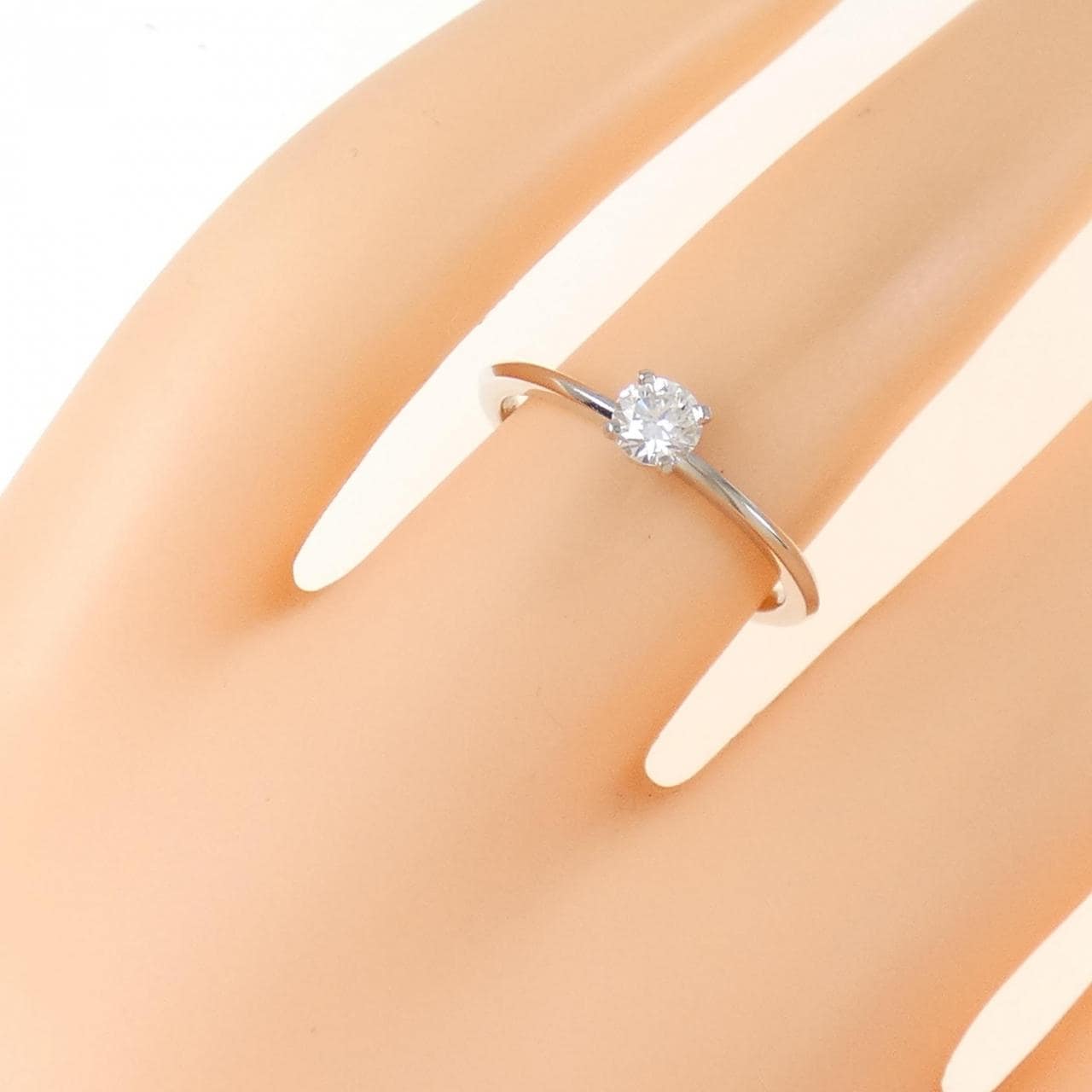 TIFFANY True Ring 0.23CT G VVS2 3EXT