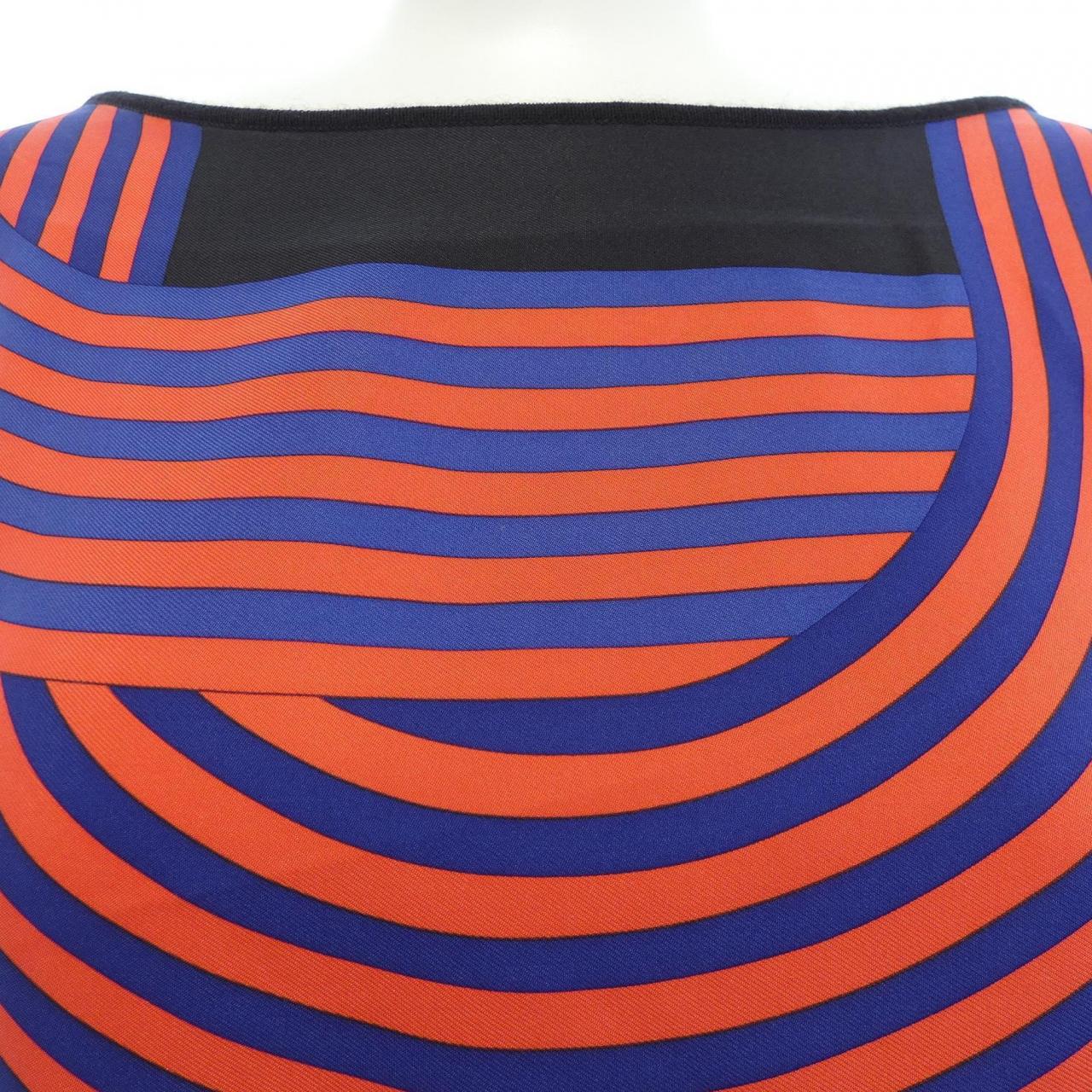 エルメス HERMES トップス