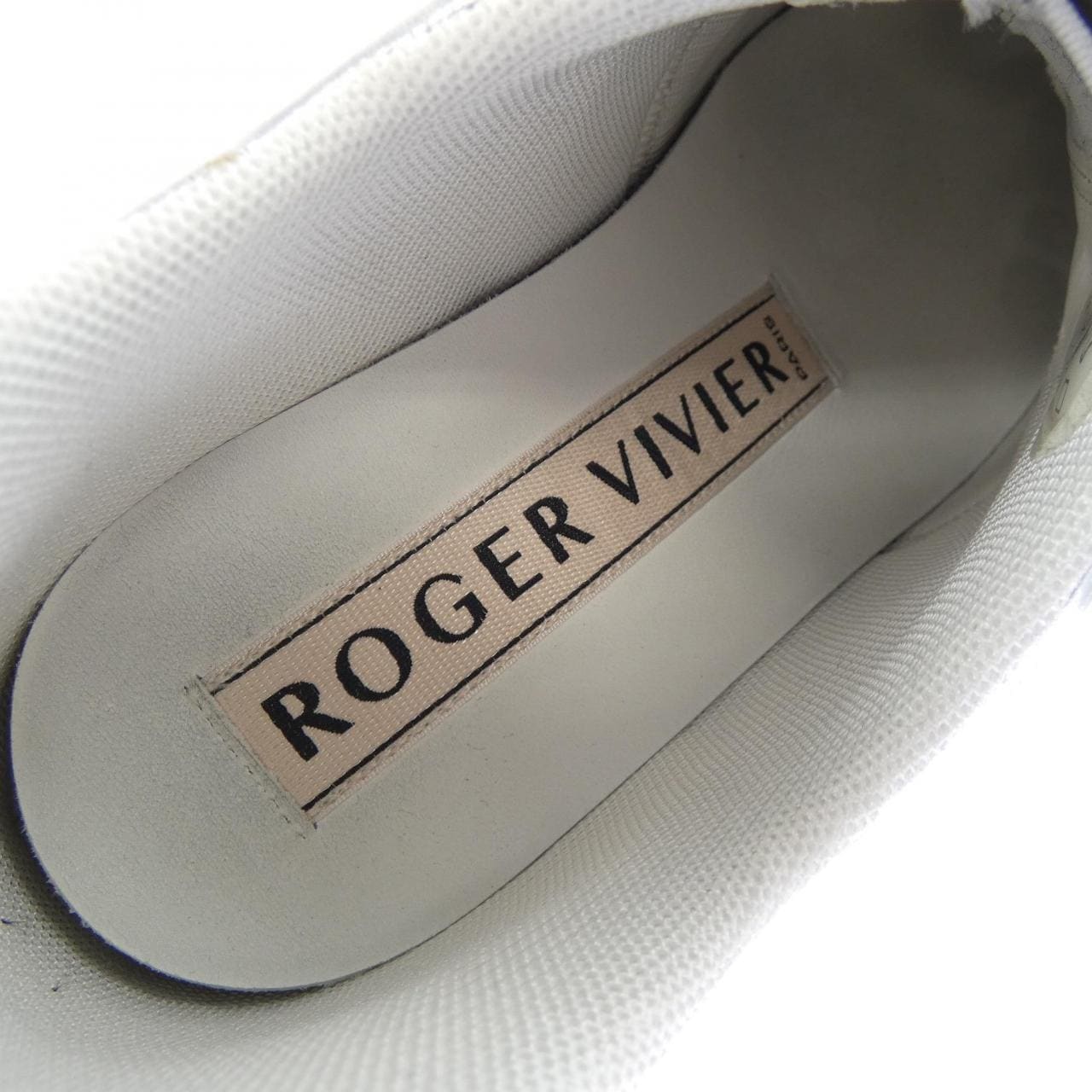 ロジェヴィヴィエ ROGER VIVIER ストラスバックル ヴィヴ ラン ライト スニーカー