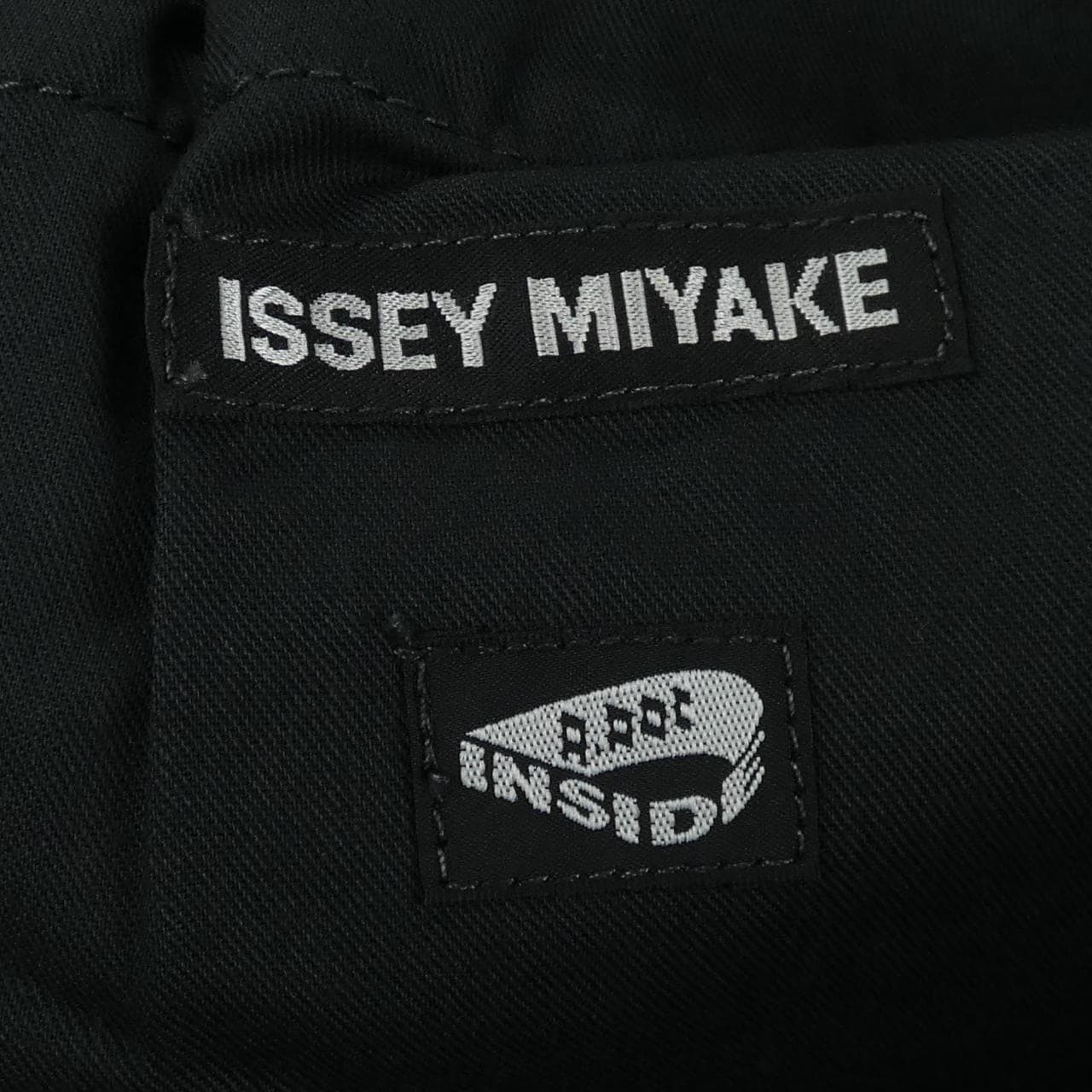 イッセイミヤケ ISSEY MIYAKE ME03FF045 パンツ