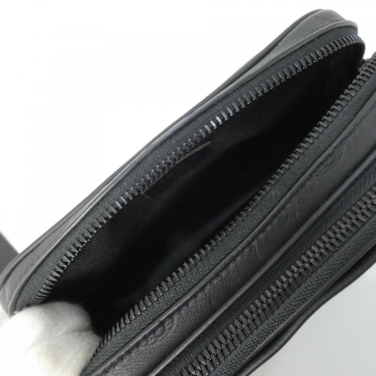 LOUIS VUITTON Monogram Shadow Alpha 可穿戴钱包 M82544 单肩包