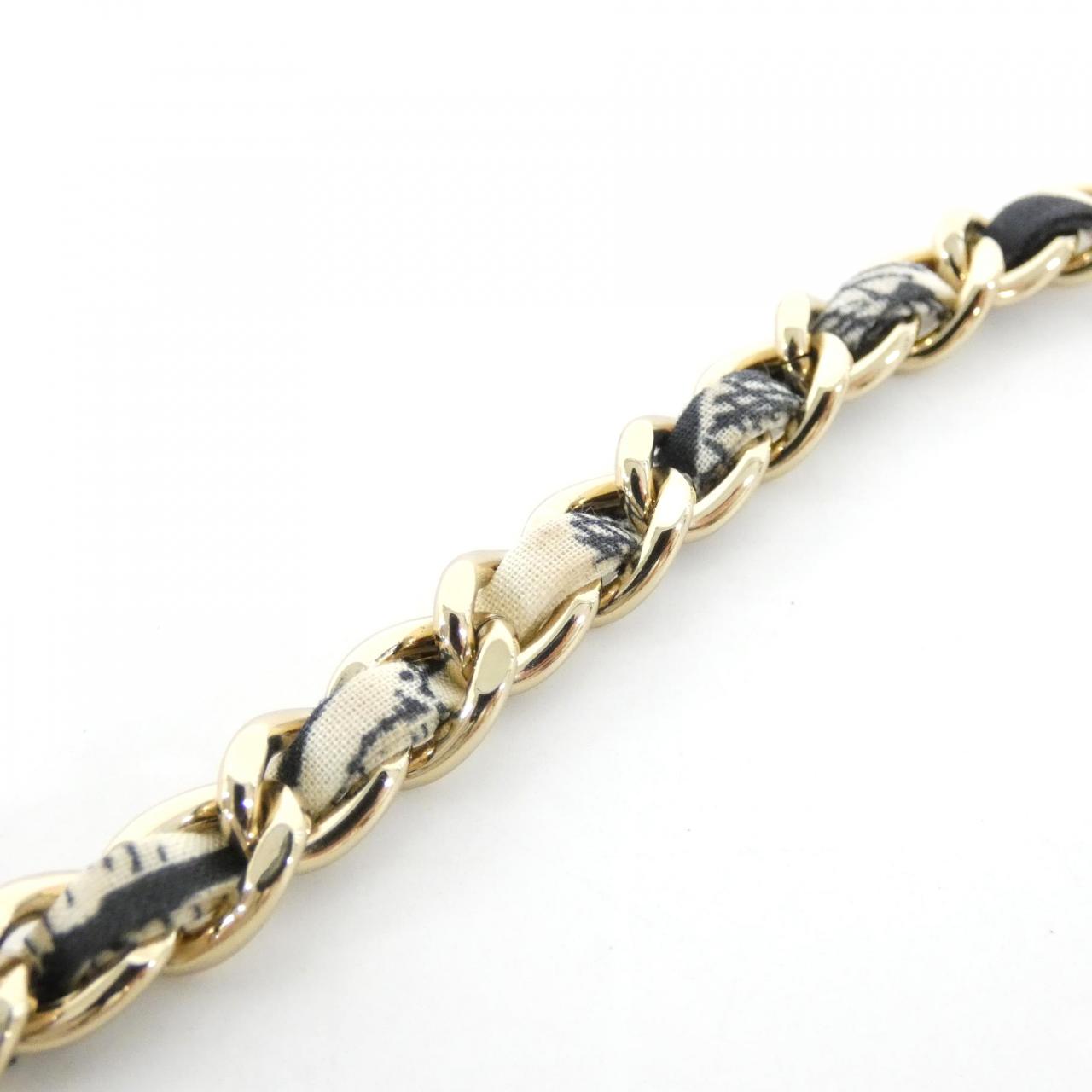 シャネル 81658 チェーンウォレット