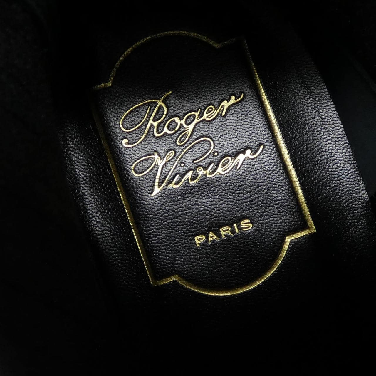 ロジェヴィヴィエ ROGER VIVIER ヴィヴ レンジャーストラス バックル ブーツ