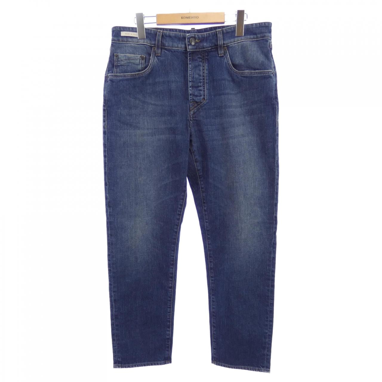 YCHAI jeans