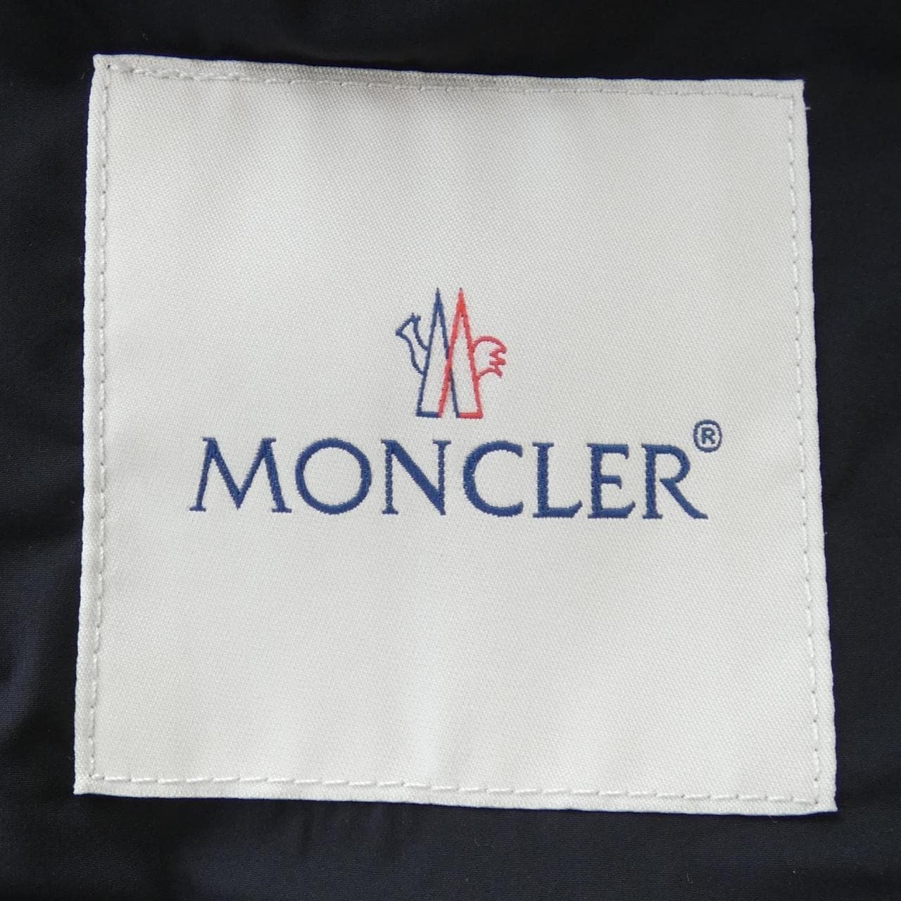 MONCLER蒙克勒羽绒服