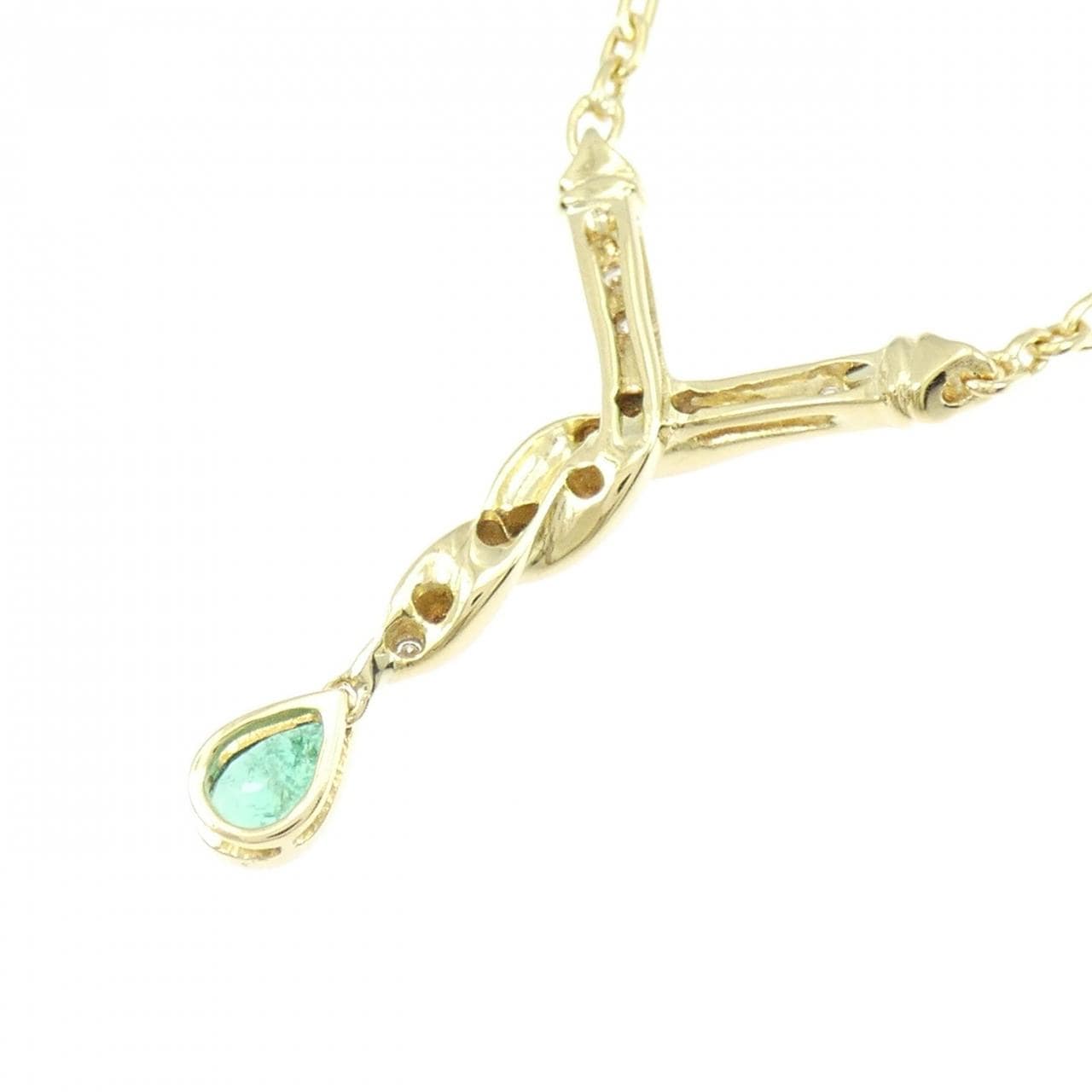 750YG エメラルド ネックレス