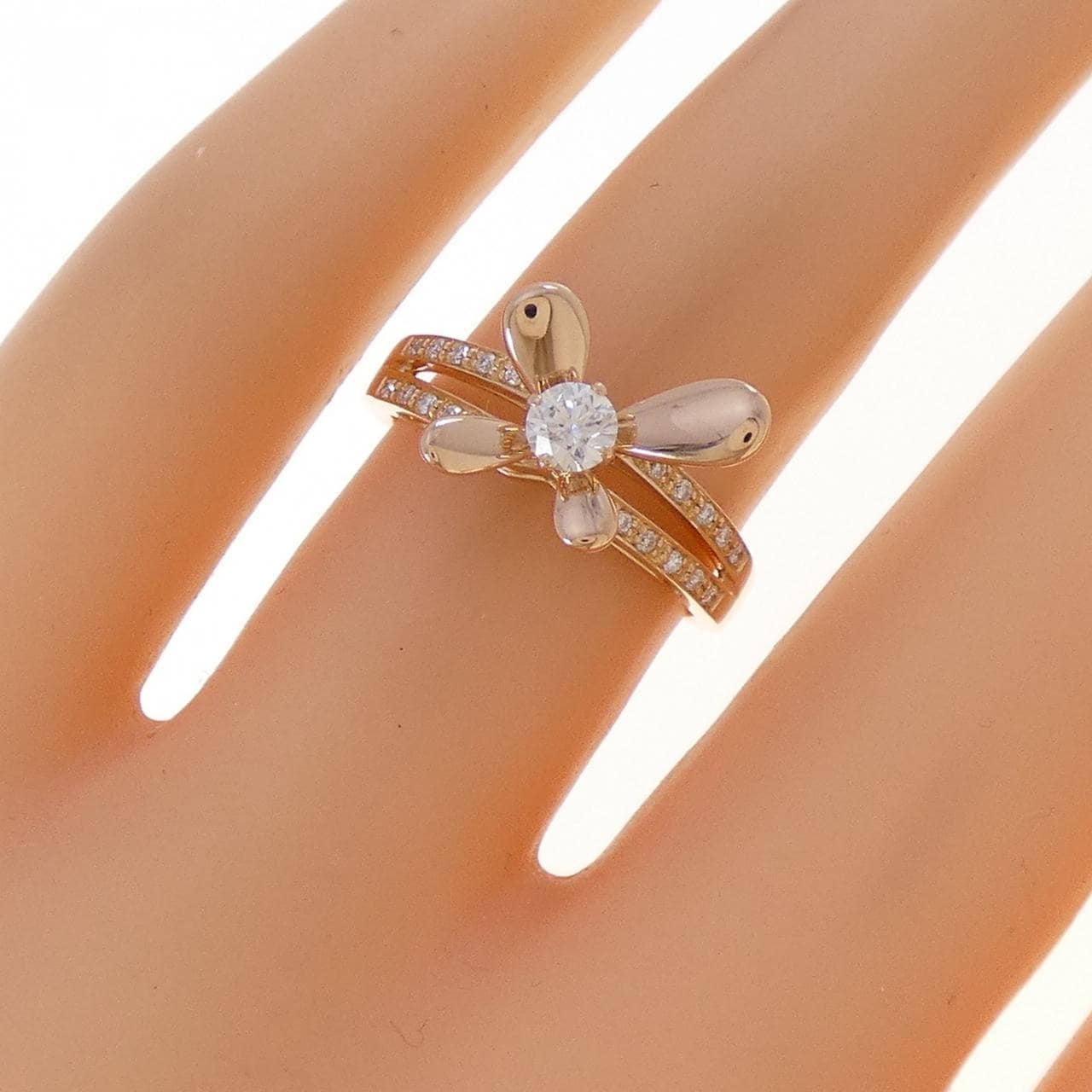 モーブッサン モワ エメ トワ リング