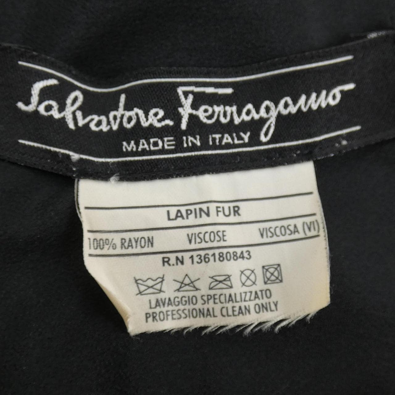 サルヴァトーレフェラガモ SALVATORE FERRAGAMO STOLE