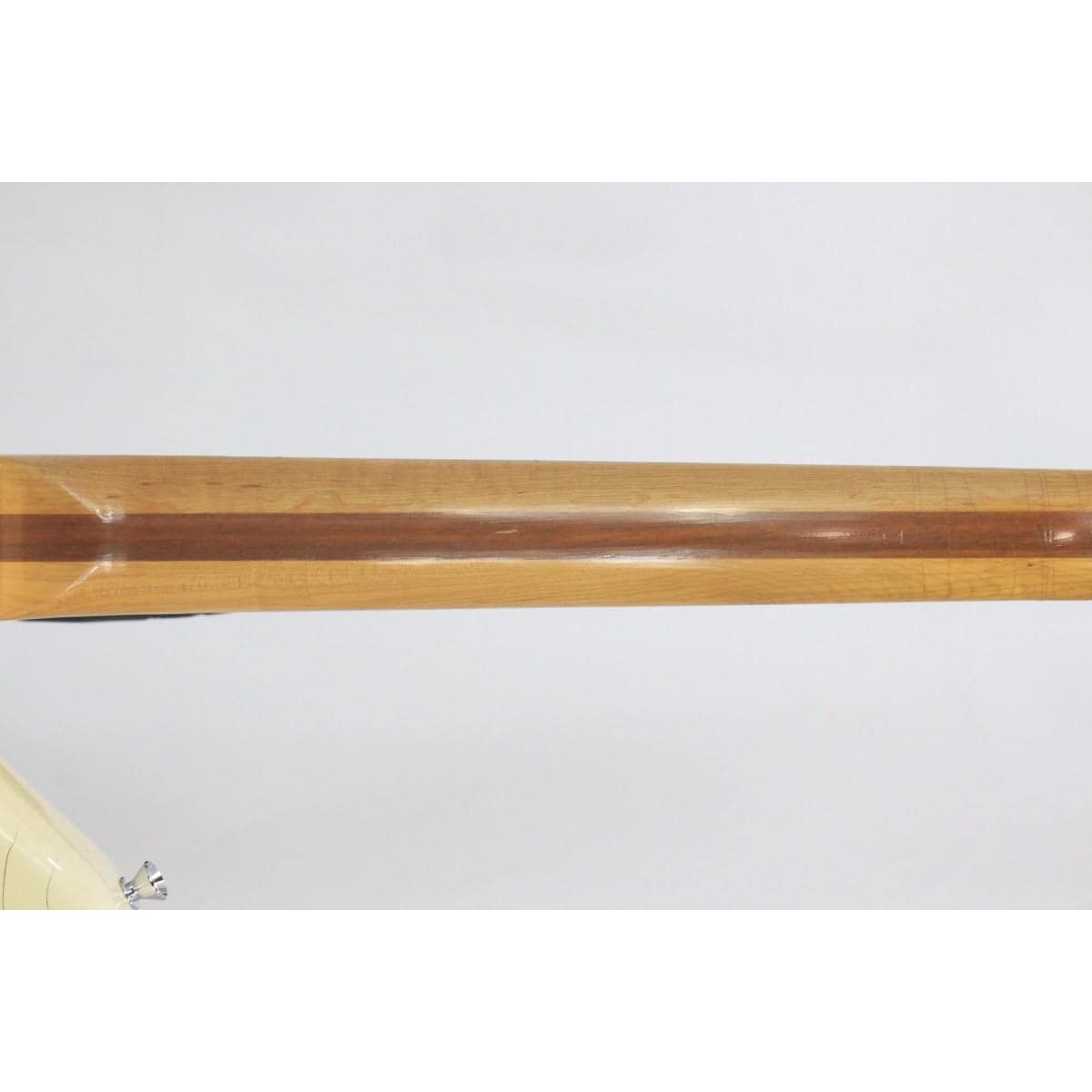 ＥＬＫ　ＤＥＬＵＸＥ