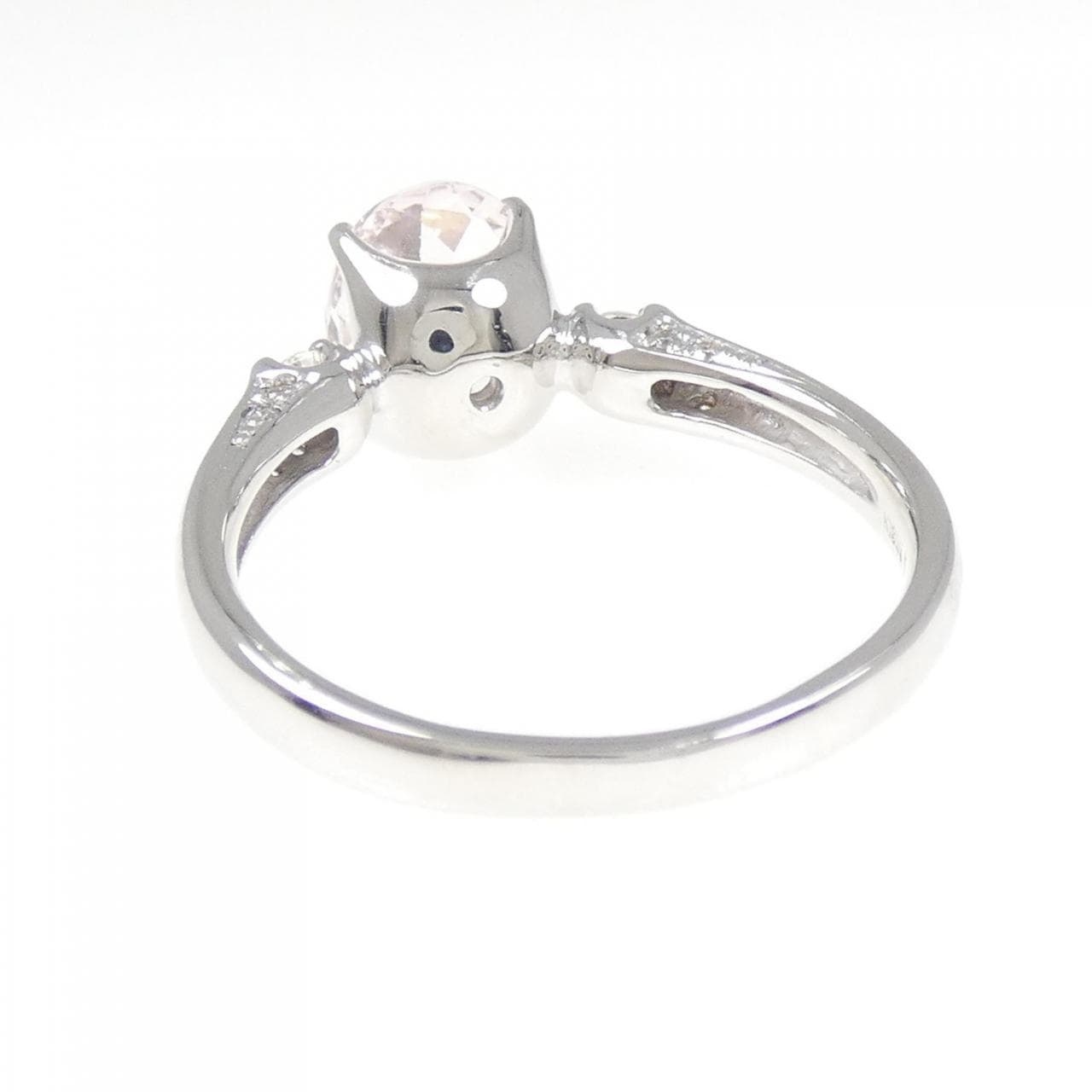 K18WG Beryl Ring 1.96CT