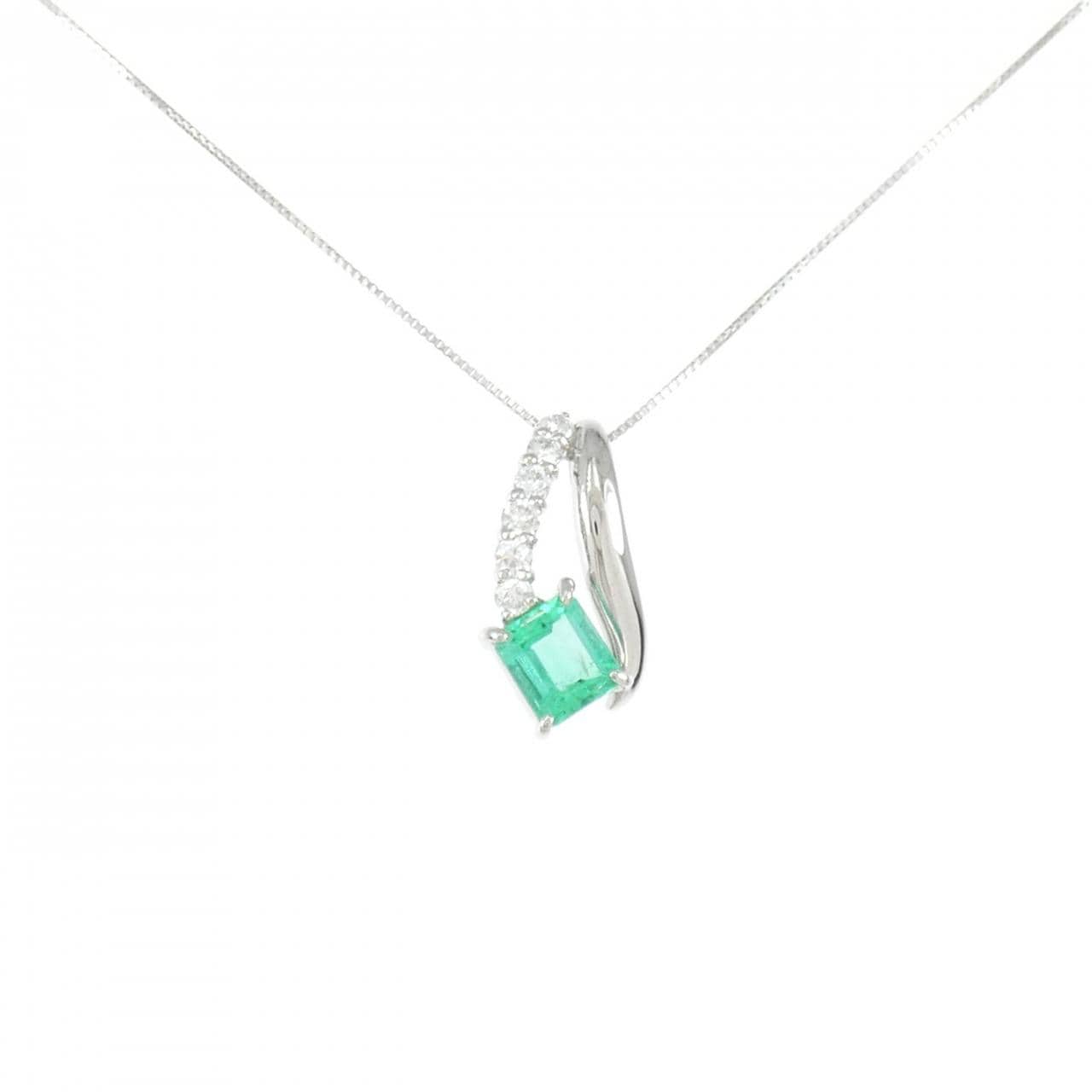 K18WG エメラルド ネックレス 0.85CT