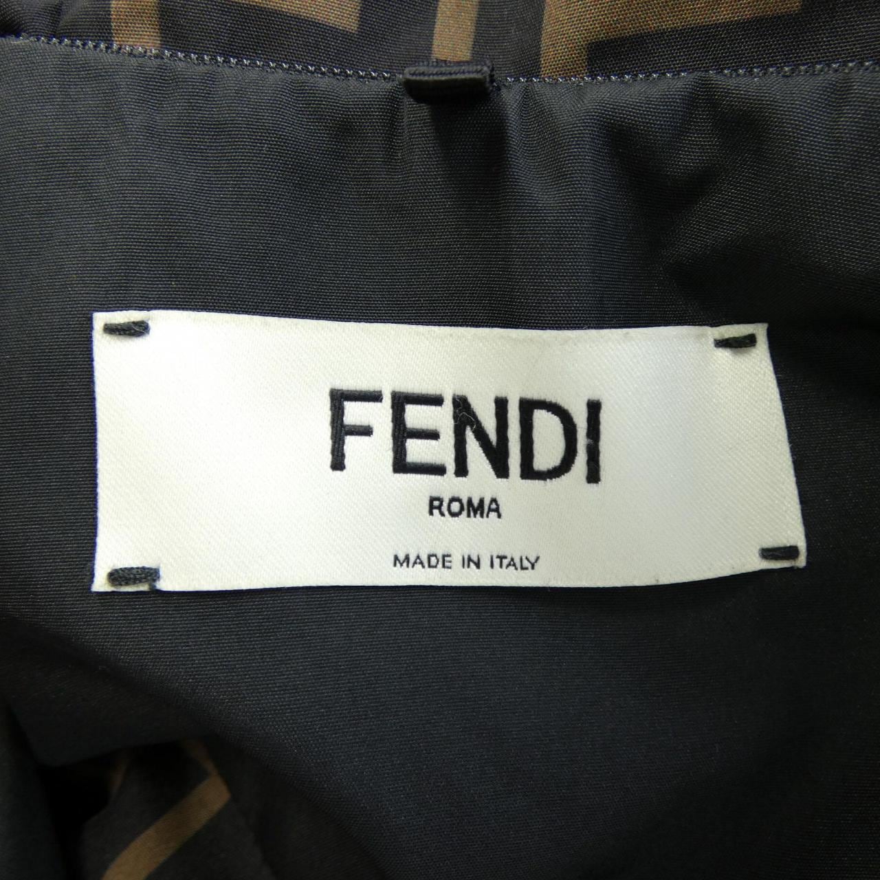 フェンディ FENDI FAN025 AERX ブルゾン