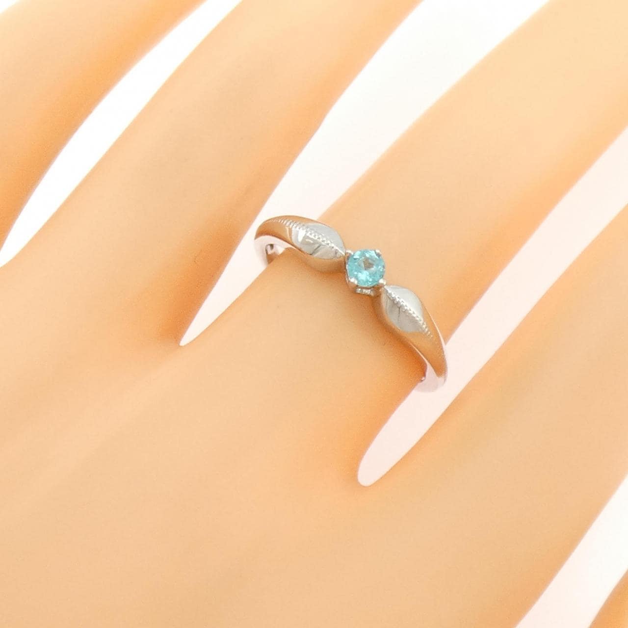 K18WG トルマリン リング 0.12CT
