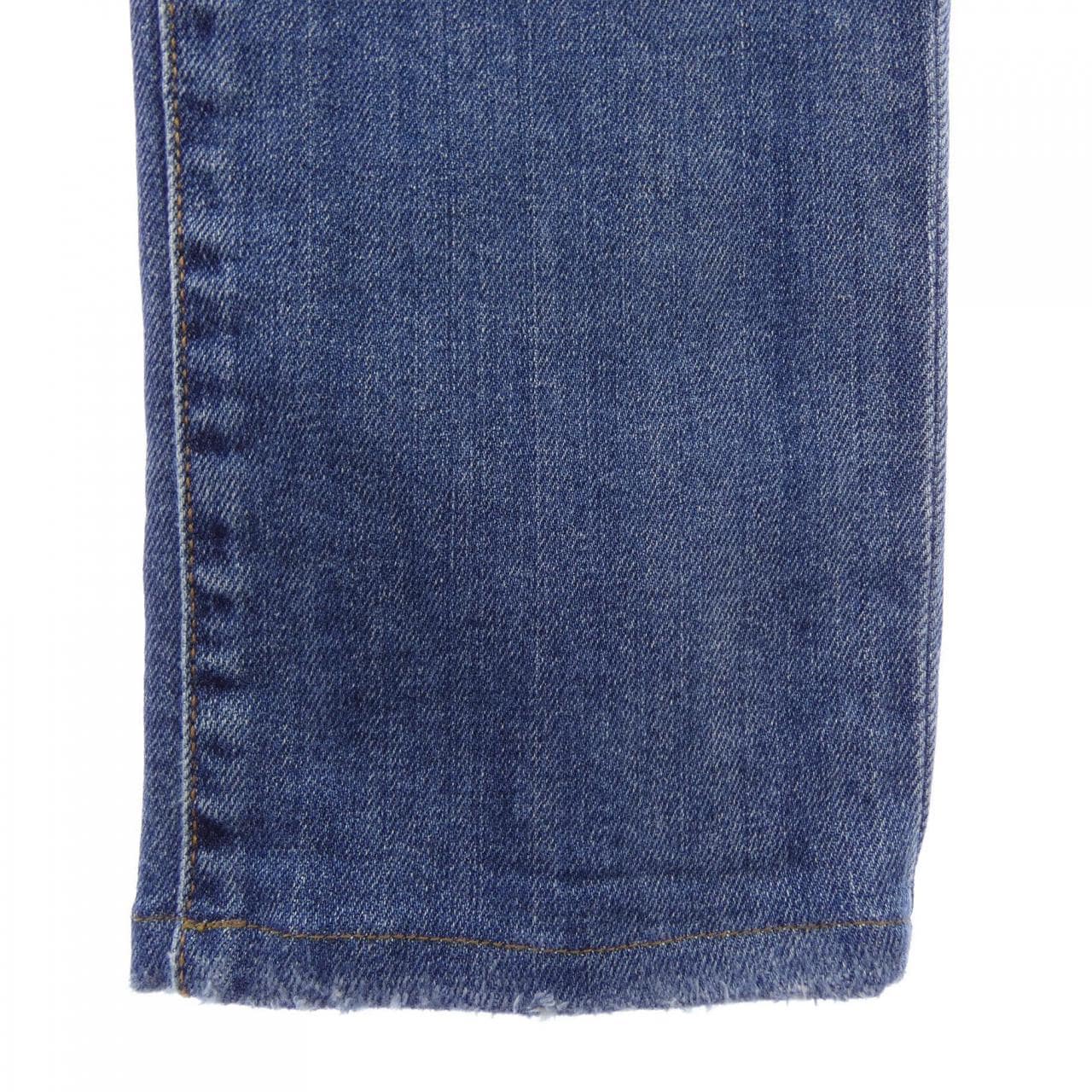 ピーティーゼロチンクエ PT05 ジーンズ