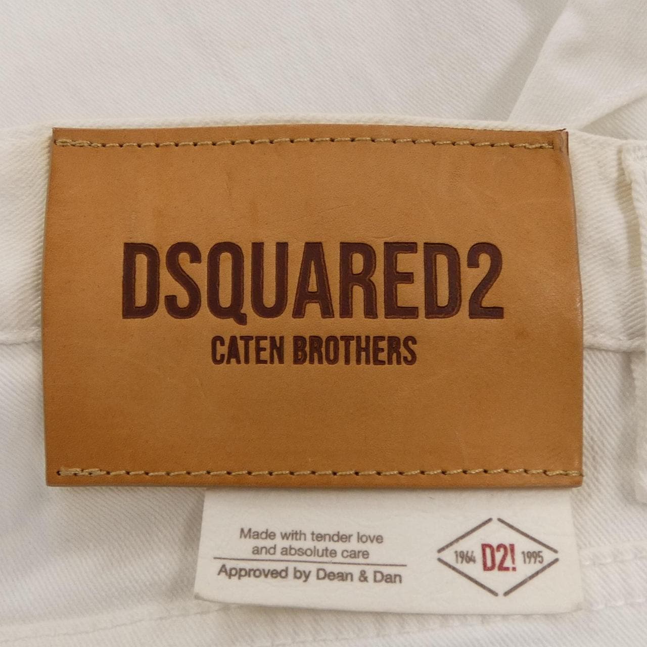 ディースクエアード DSQUARED2 S74LB1673 ジーンズ