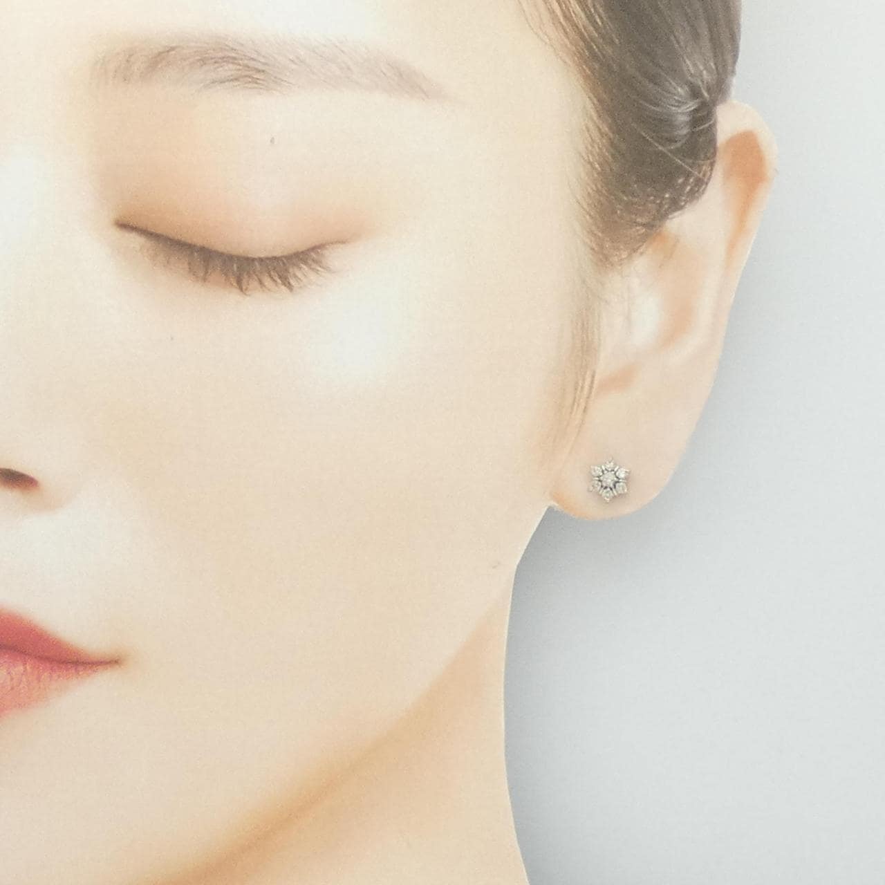 PT900 ダイヤモンド ピアス 0.30CT