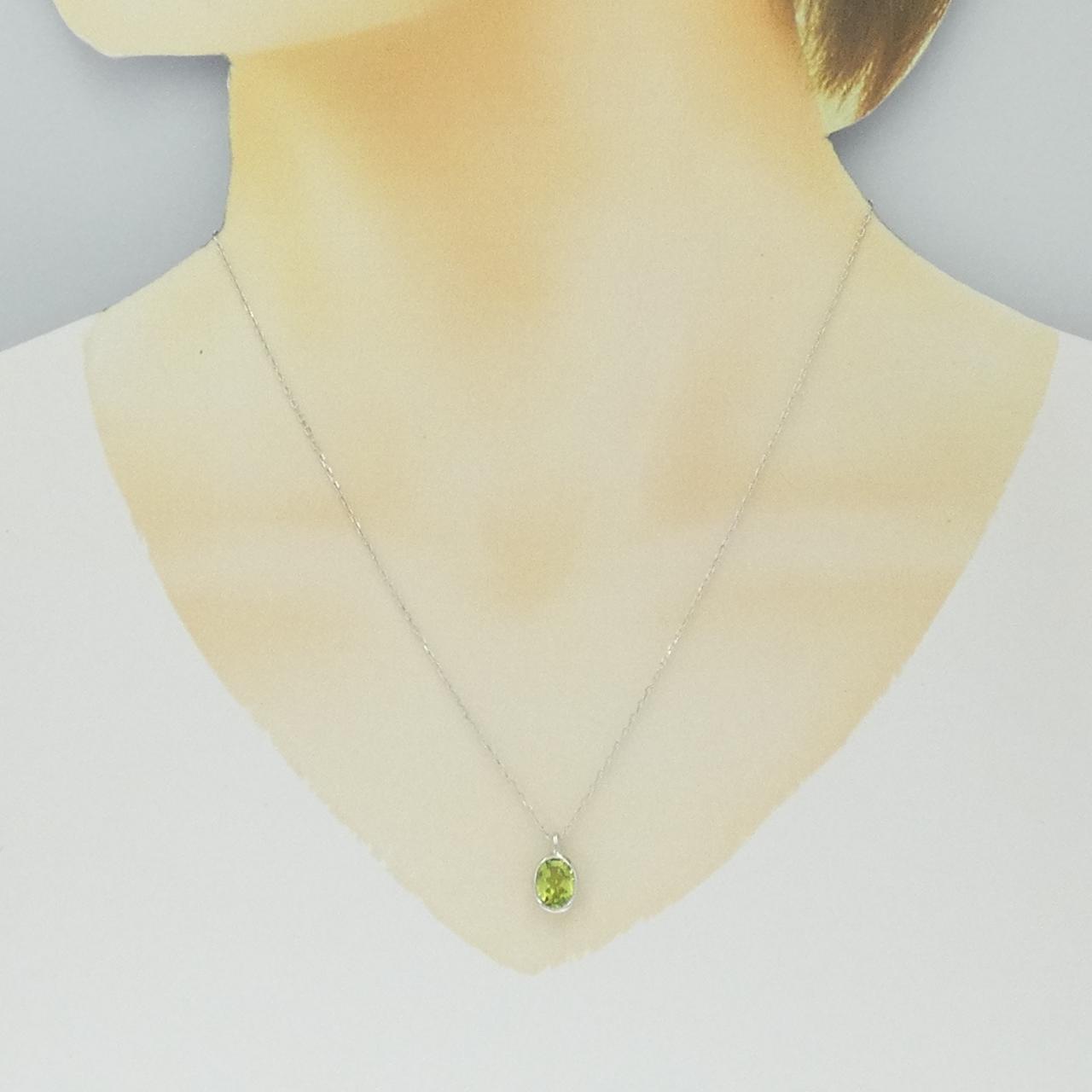 K18WG ペリドット ネックレス 1.20CT