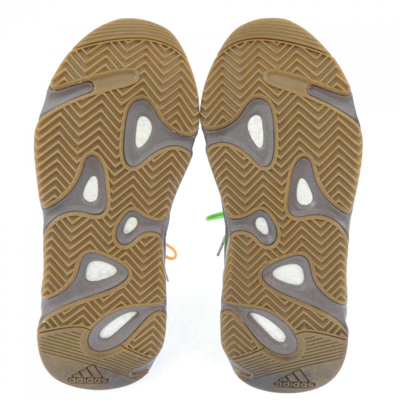 アディダス ADIDAS YEEZY700 EE9614 スニーカー