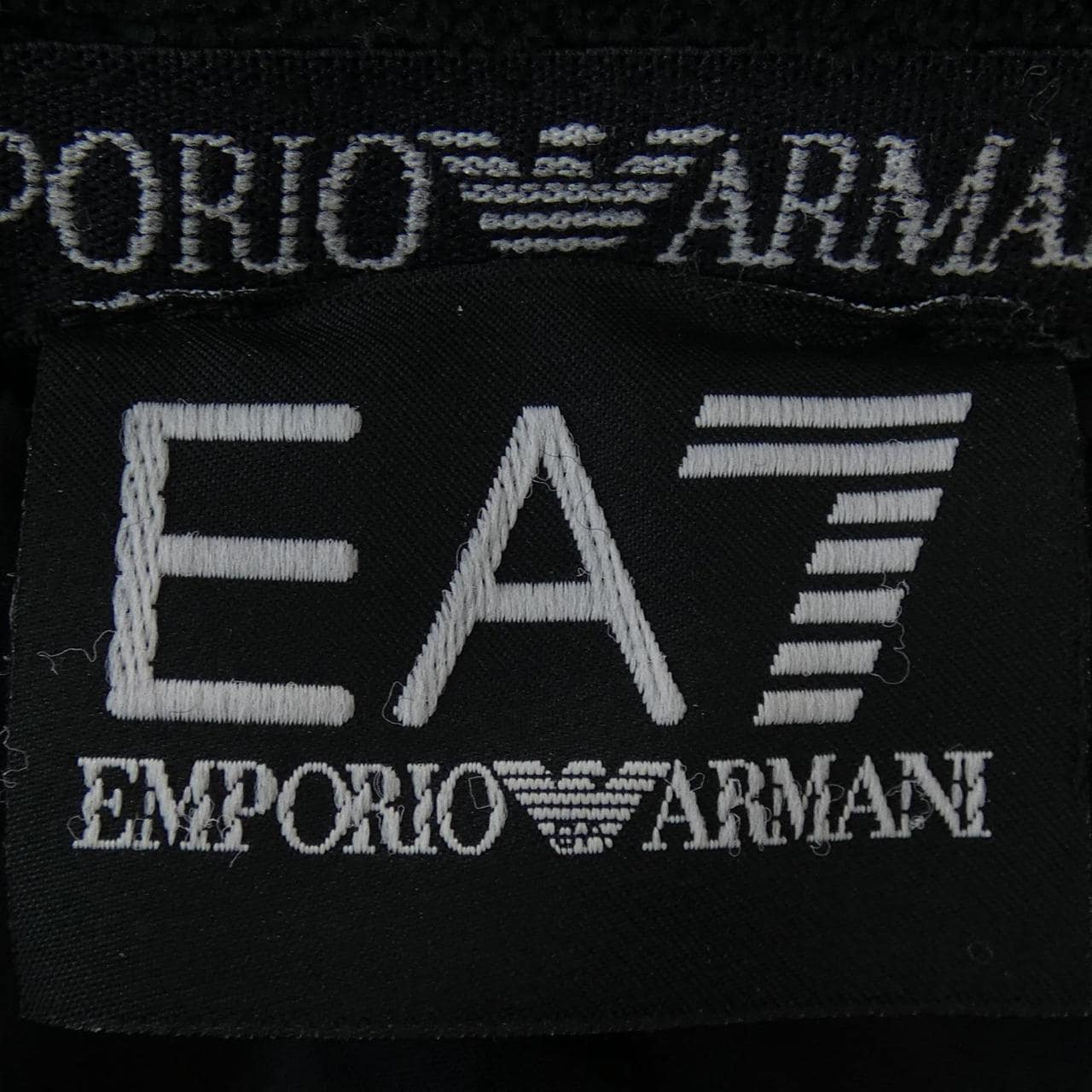 エアセッテ EA7 ダウンジャケット