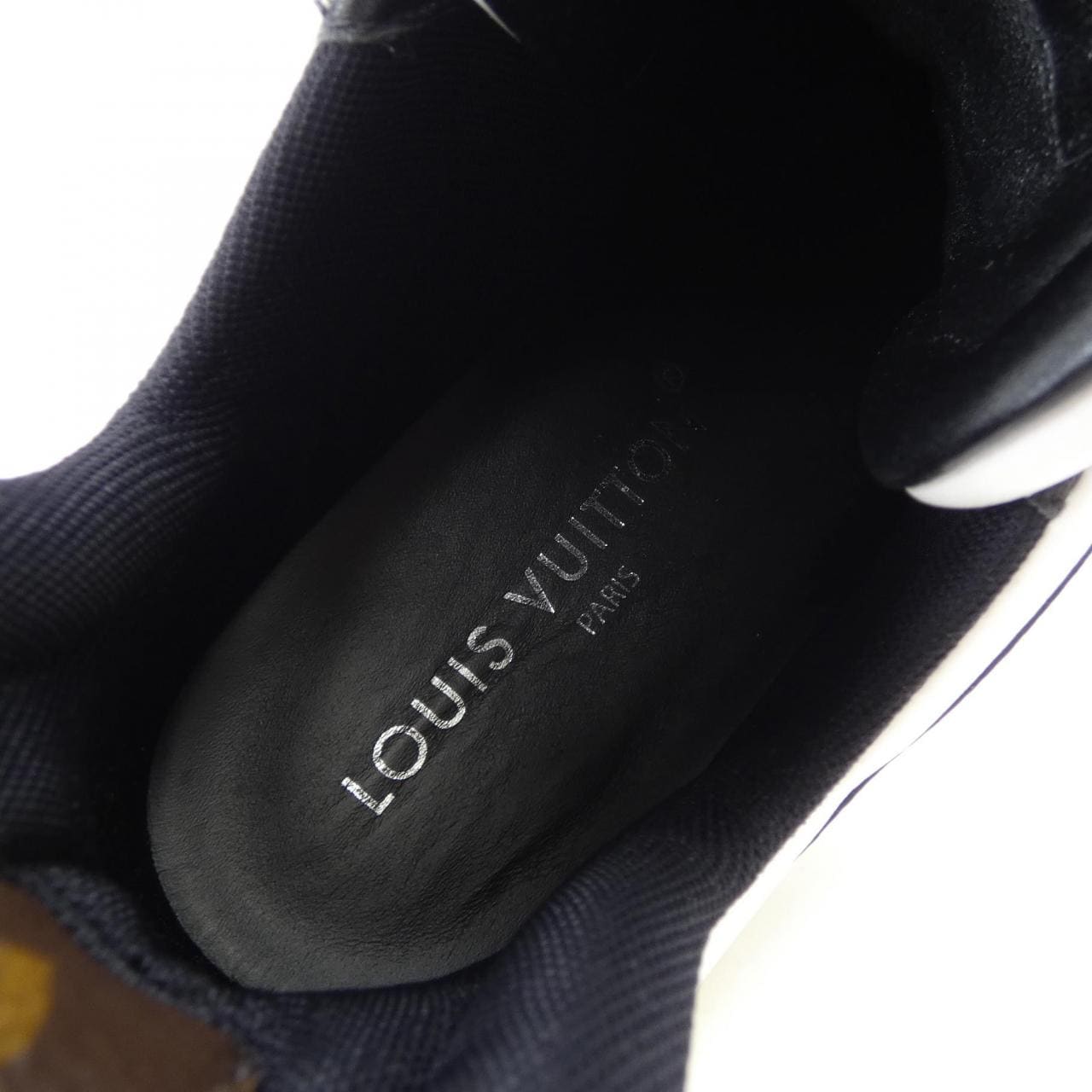 ルイヴィトン LOUIS VUITTON 日本限定 LVアークライト2.0ライン スニーカー