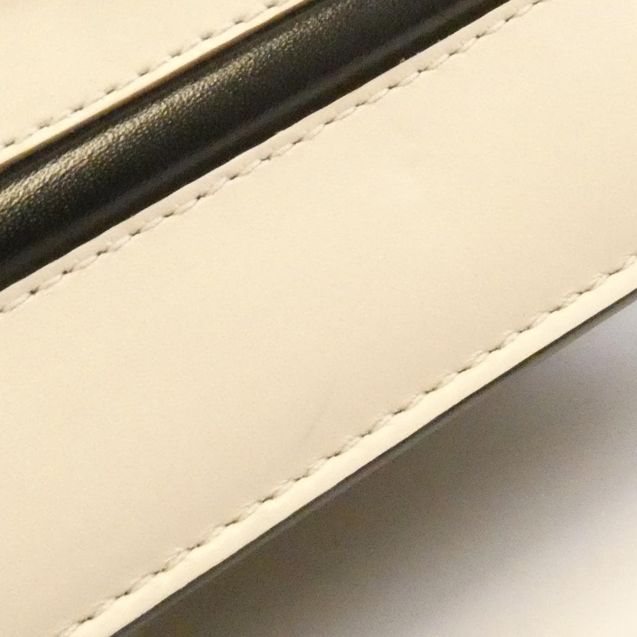 ブルガリ セルペンティ フォーエバー 280962 バッグ