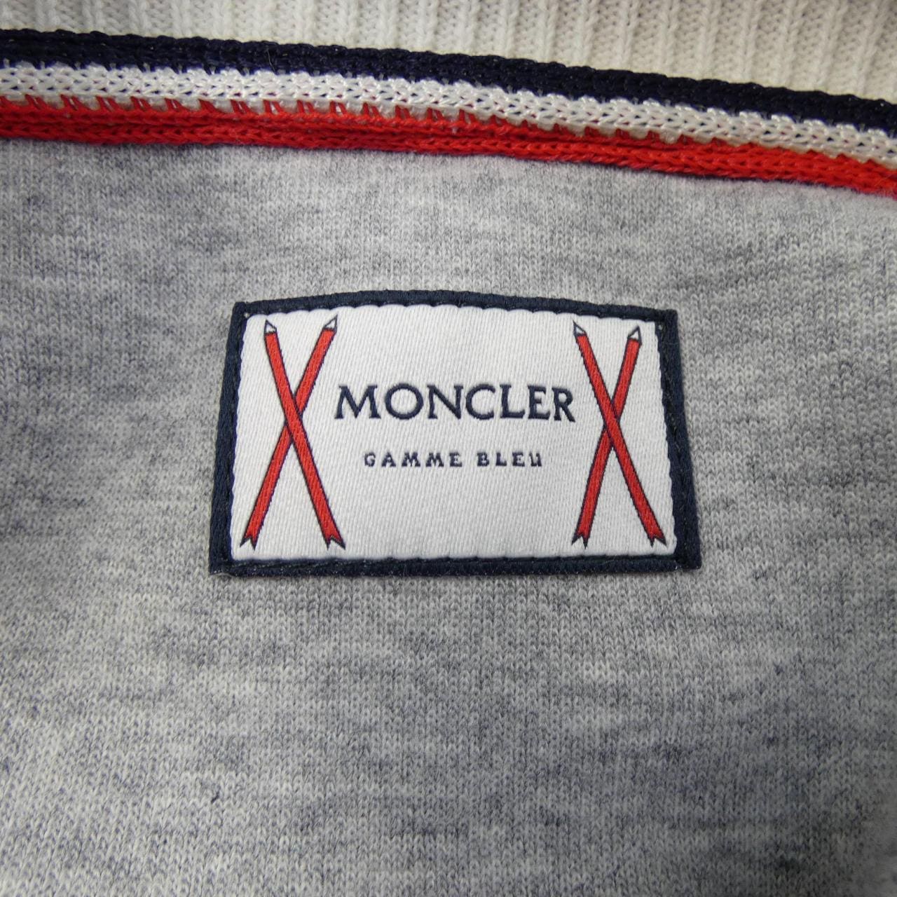 モンクレールガムブルー MONCLER GAMMEBLEU ブルゾン