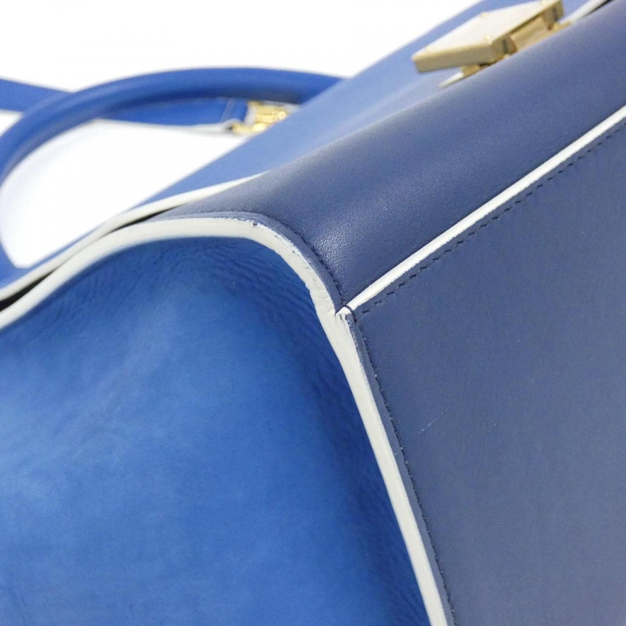 セリーヌ スモール トラペーズ 174683AAY バッグ