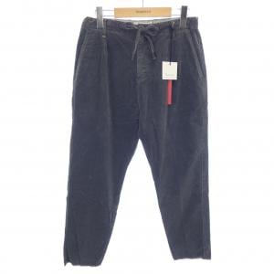 BERNA パンツ