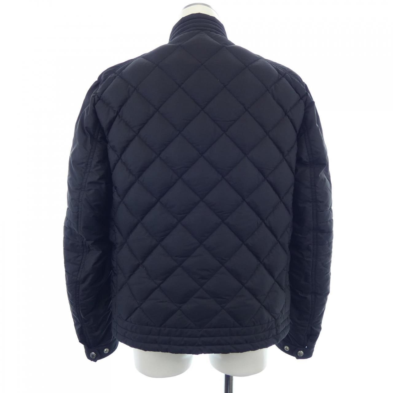 モンクレール MONCLER ダウンジャケット