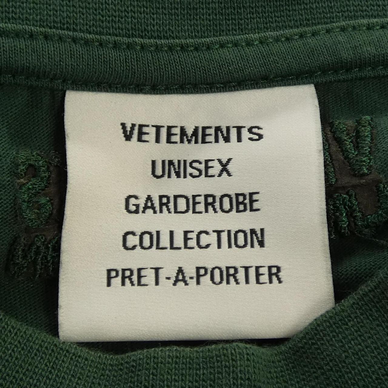 ヴェトモン VETEMENTS UE52TR120V UNISEX Tシャツ