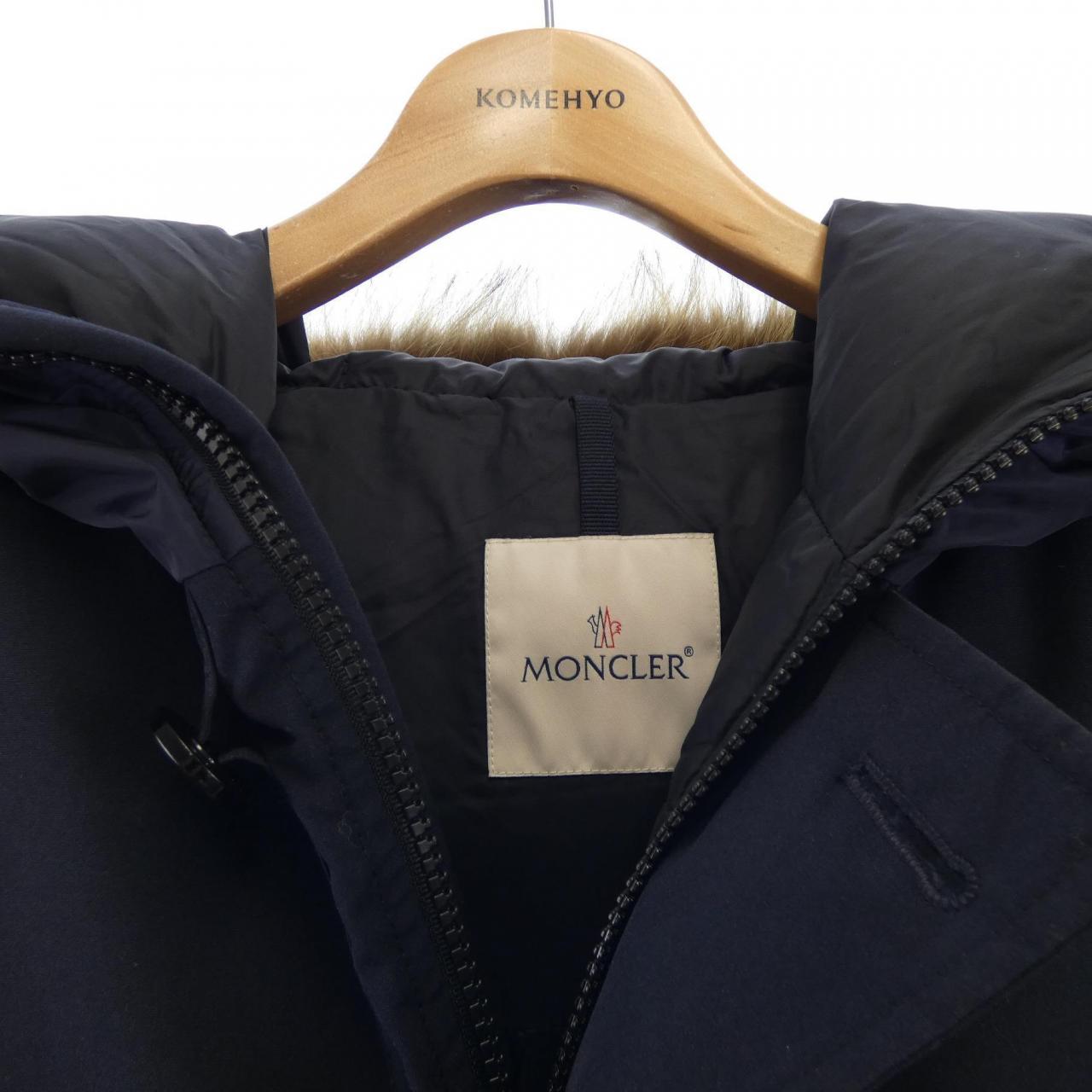 モンクレール MONCLER ダウンコート