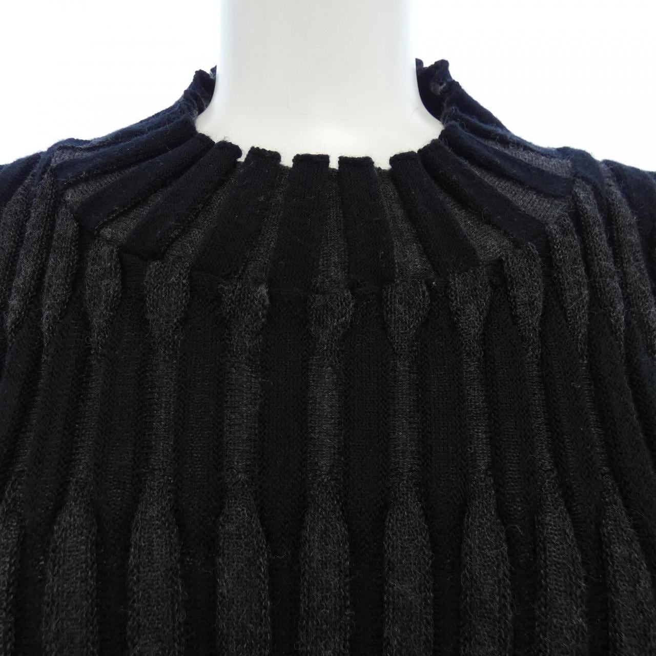 イッセイミヤケ ISSEY MIYAKE ニット