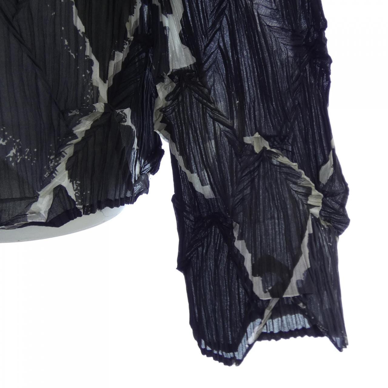 【ヴィンテージ】イッセイミヤケ ISSEY MIYAKE IM92-FJ968 トップス