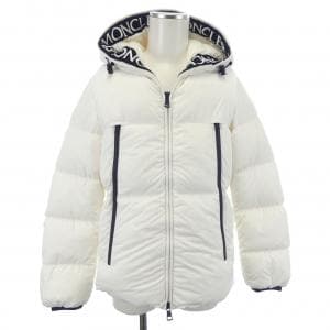 モンクレール MONCLER ダウンジャケット
