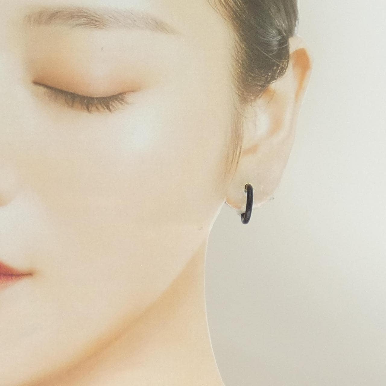 K18YG オニキス ピアス